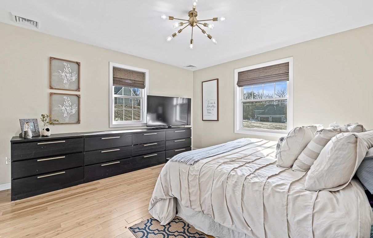 167 Range Rd, Windham NH  03087-2324 exterior