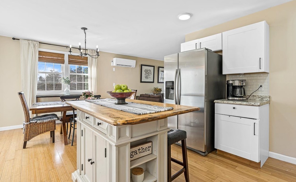 167 Range Rd, Windham NH  03087-2324 exterior