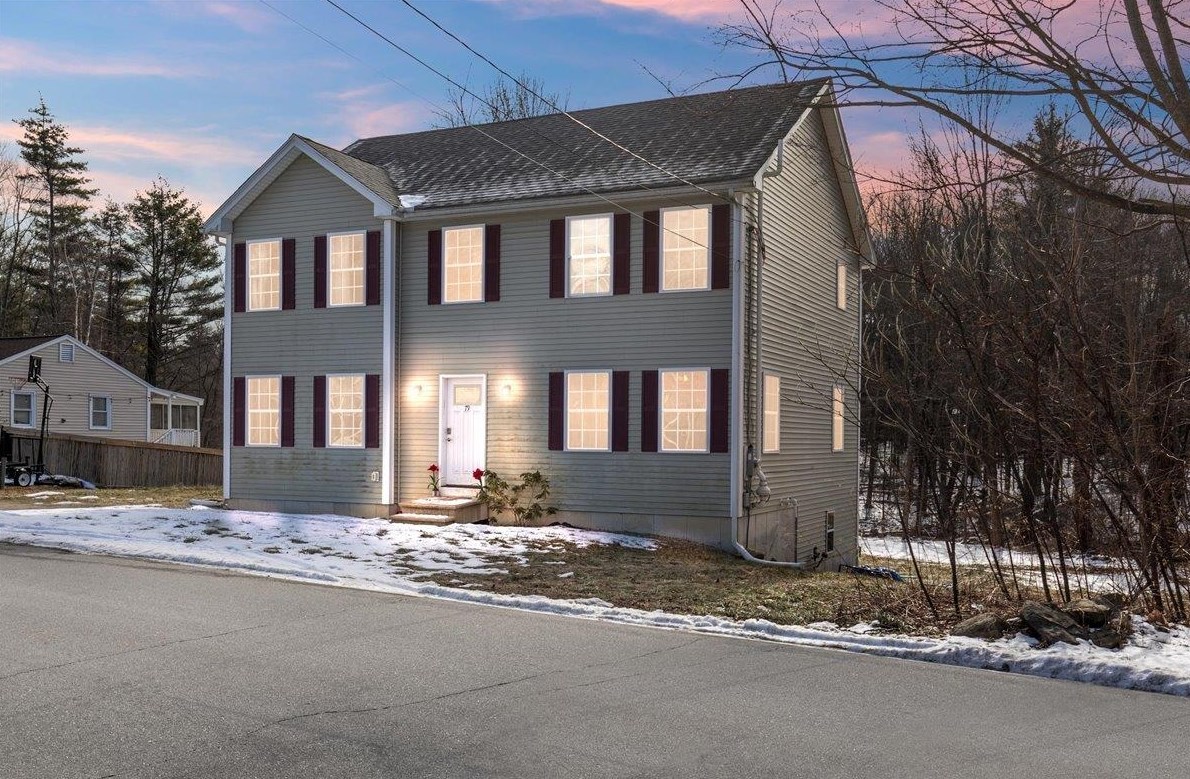 79 Colby Rd, Danville, NH 03819