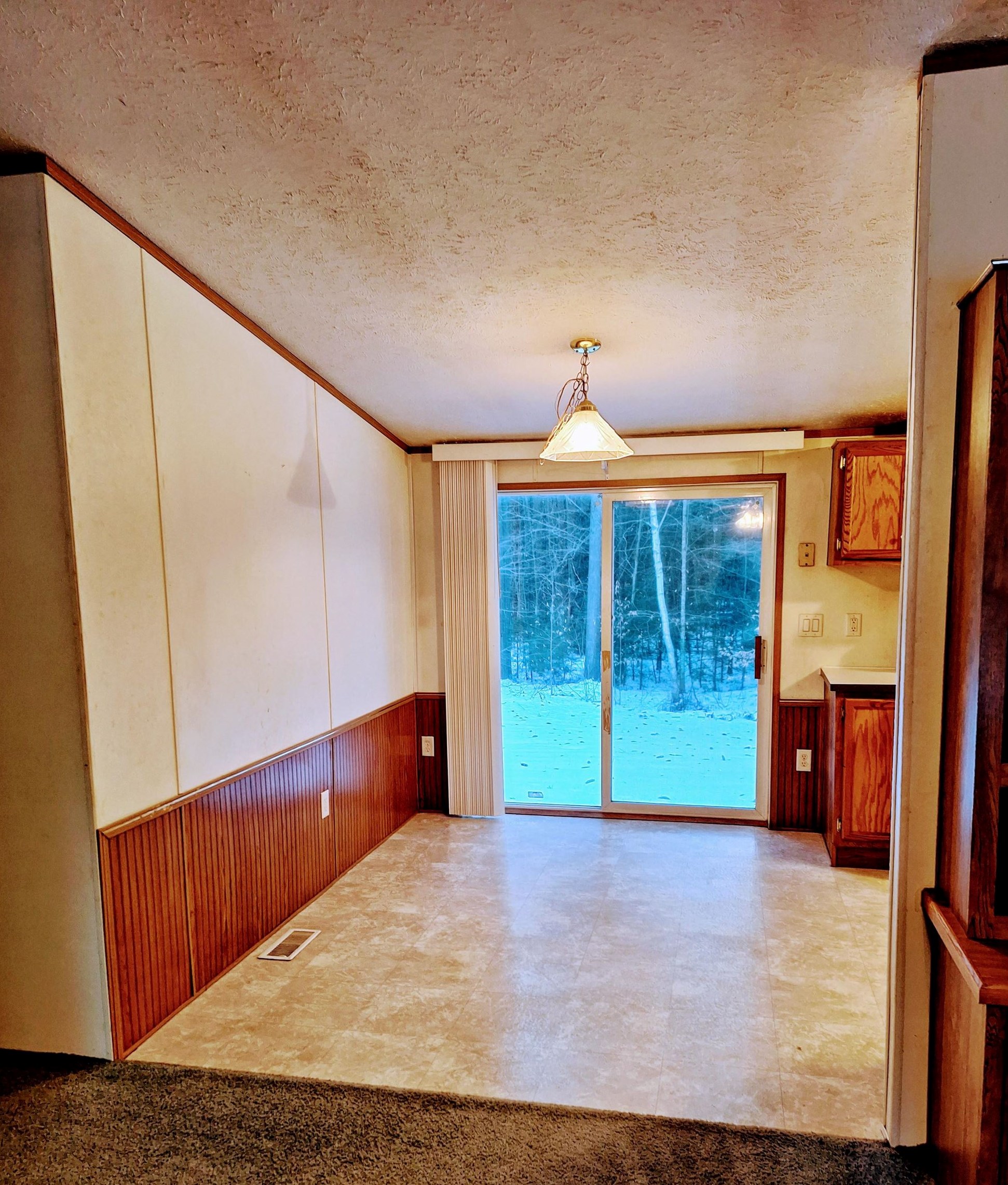 242 Mt Delight Rd, Chichester, NH 03234