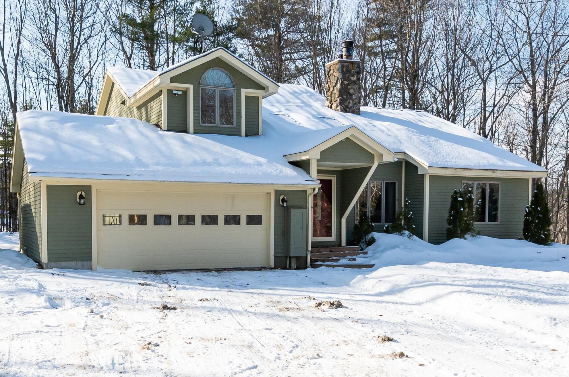 9 Tracy Way, Meredith, NH 03253-5409