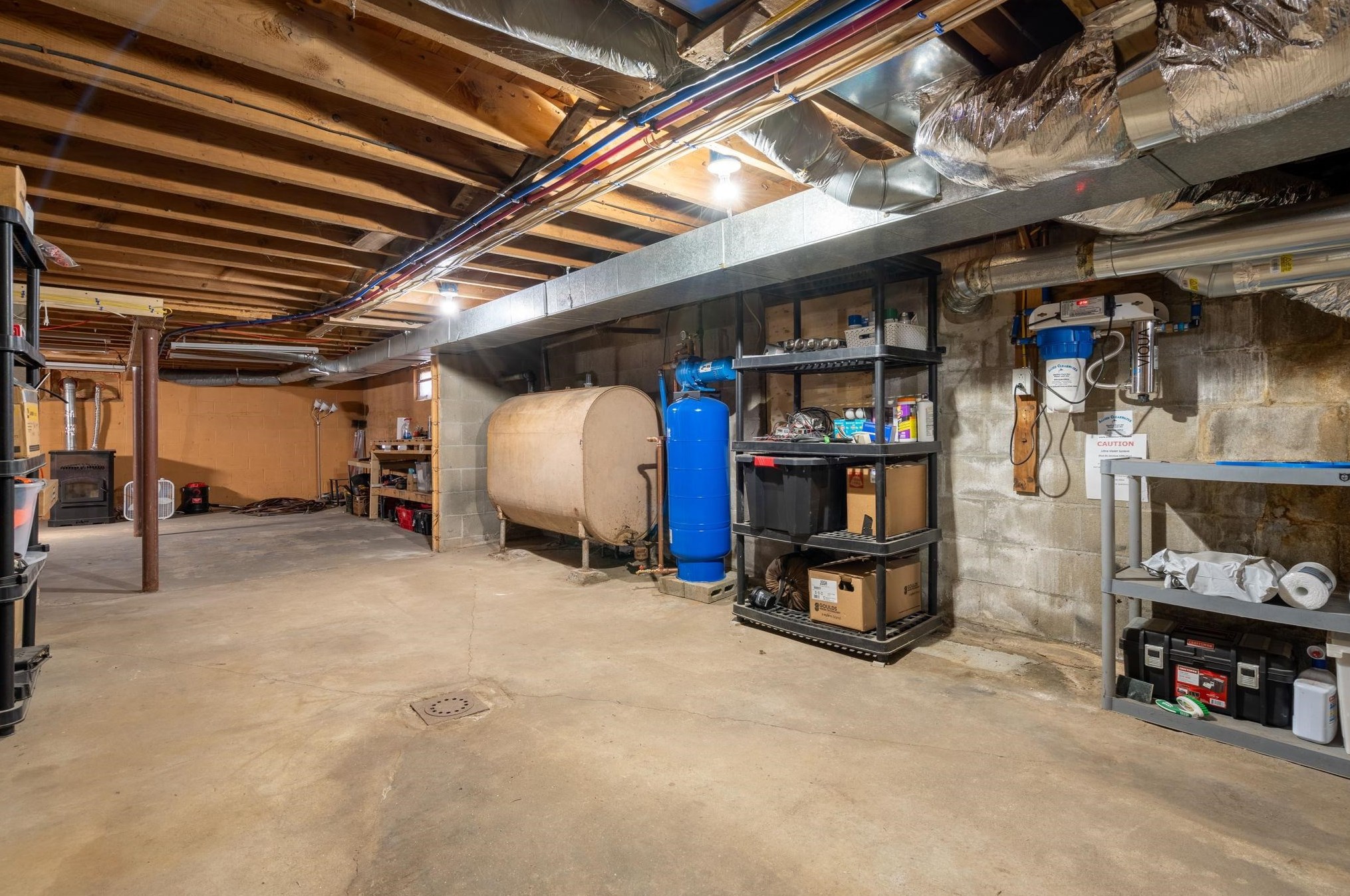 280 Main St, Danville NH  03819-3239 exterior