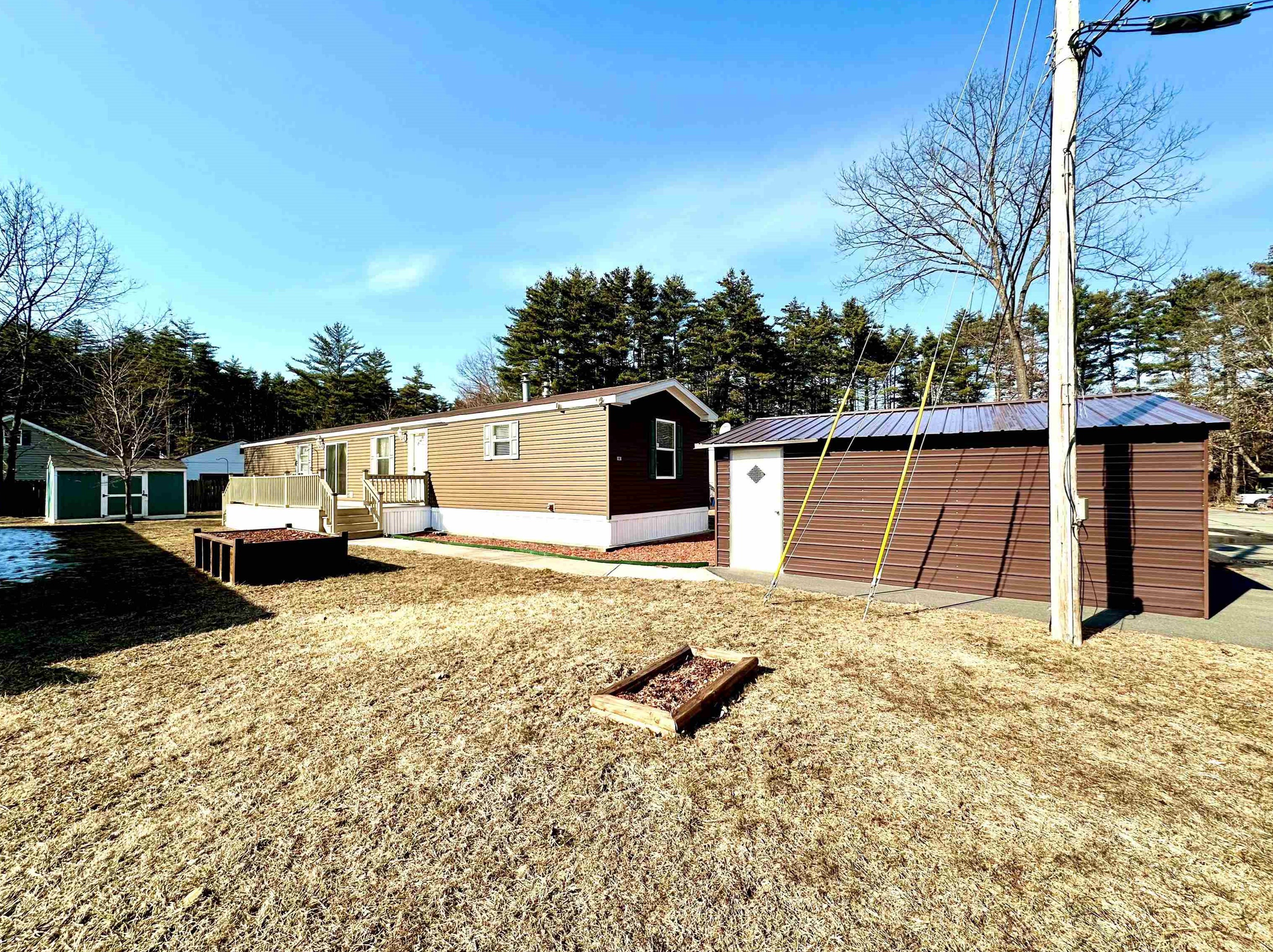 6 Chickadee Ct, Keene, NH 03431