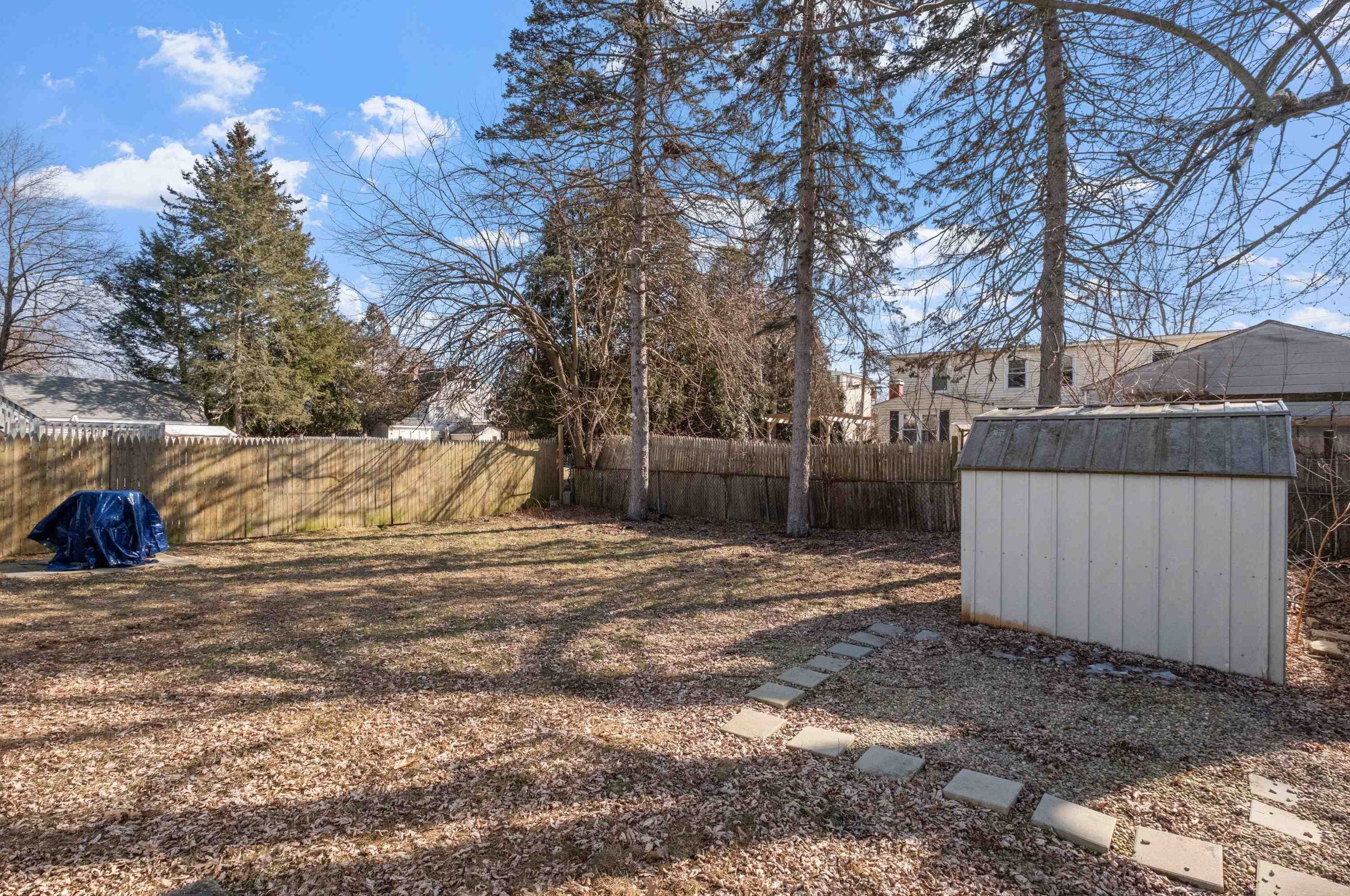 78 Armand Ave, Manchester NH  03103-6503 exterior
