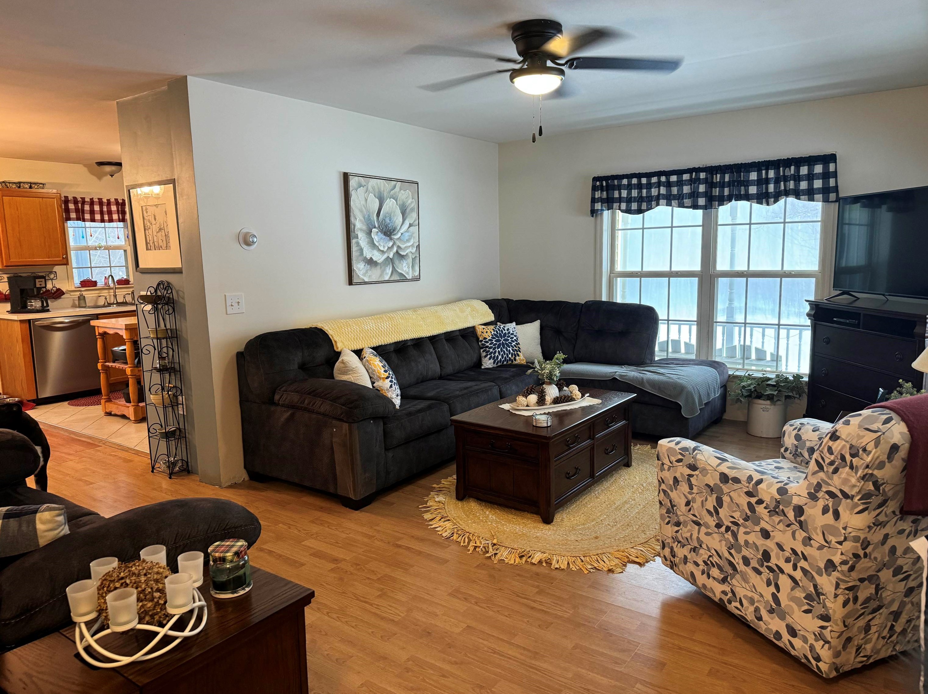 223 Circuit Rd, Ossipee, NH 03864-7402