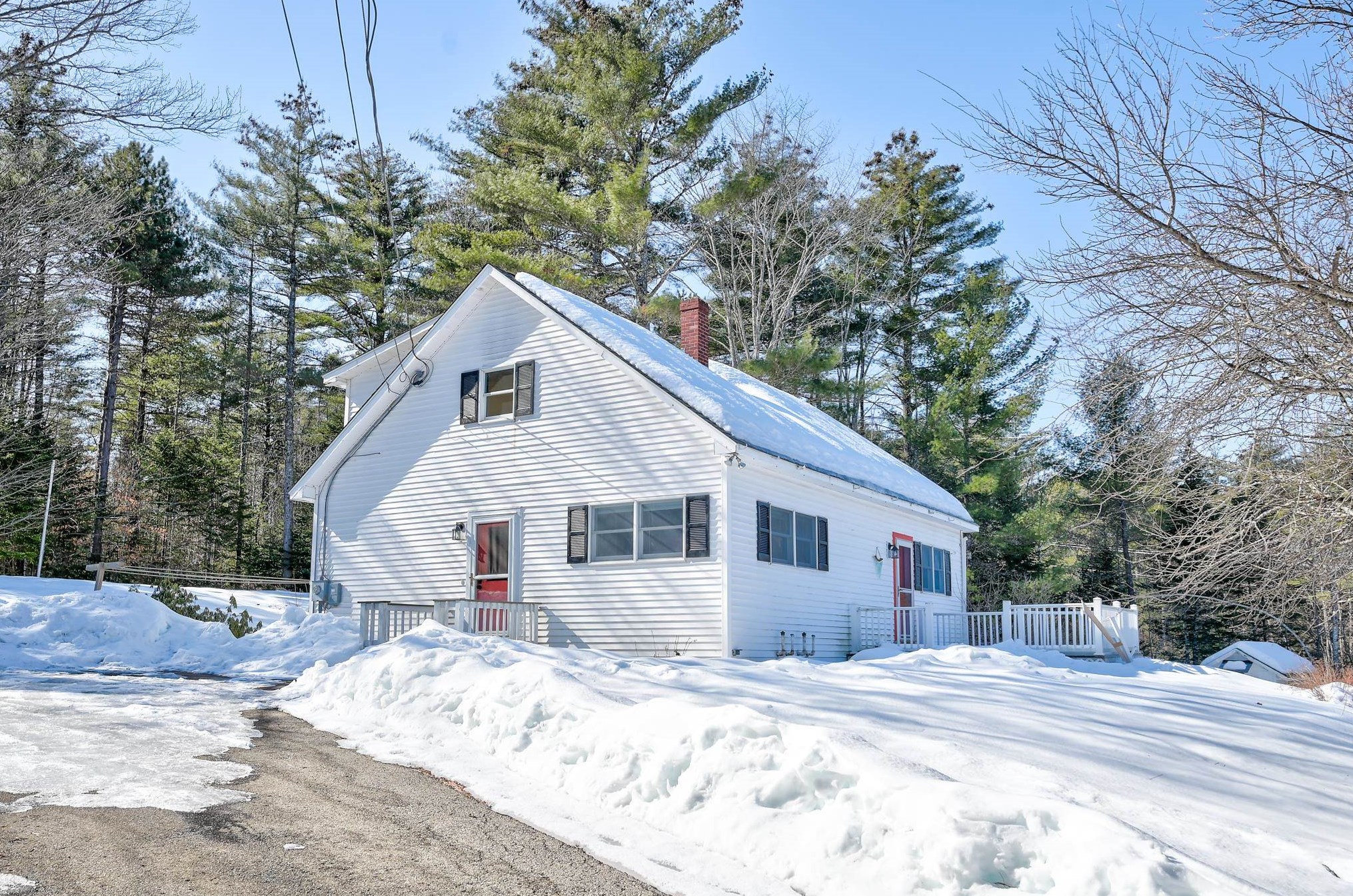 22 Spruce Spur, Madison NH  03849-5402 exterior