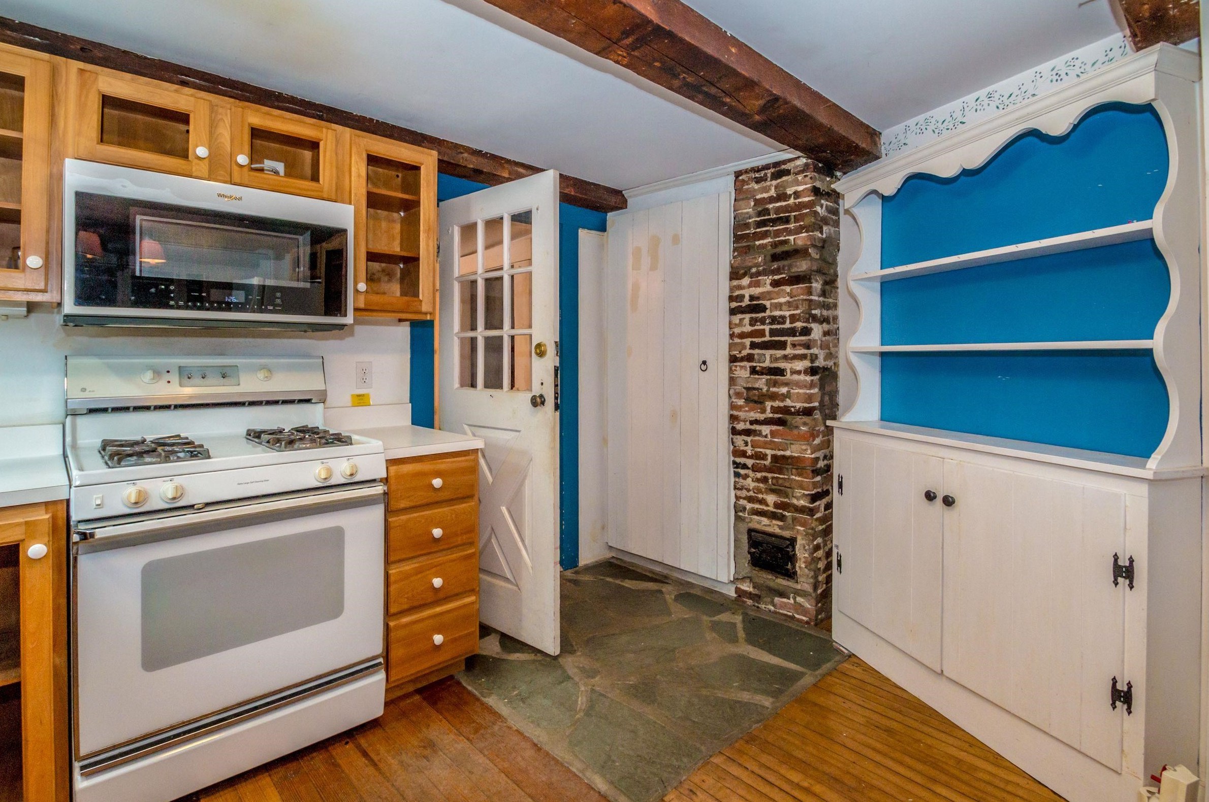 1012 Tamworth Rd, Tamworth, NH 03886