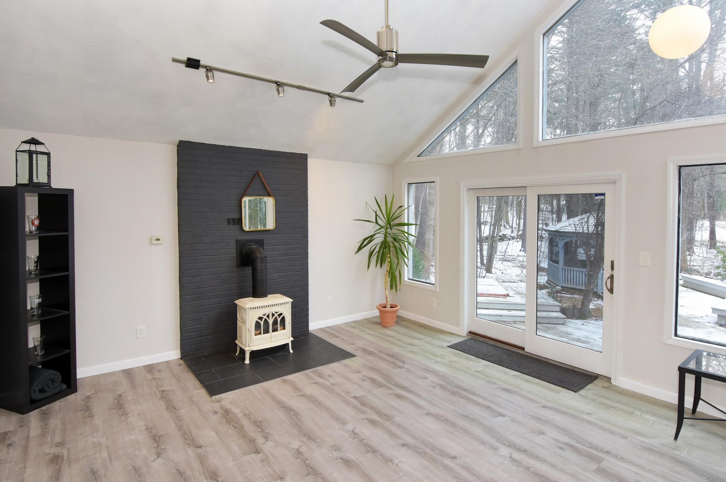 3 Linda St, Windham NH  03087-1757 exterior