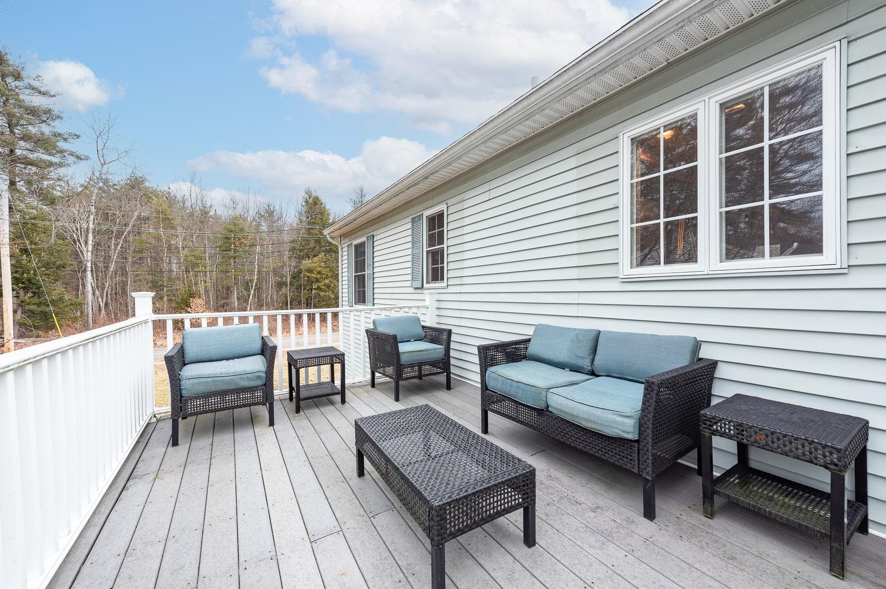 1 Alder Creek Ln, Rochester NH  03867-1707 exterior