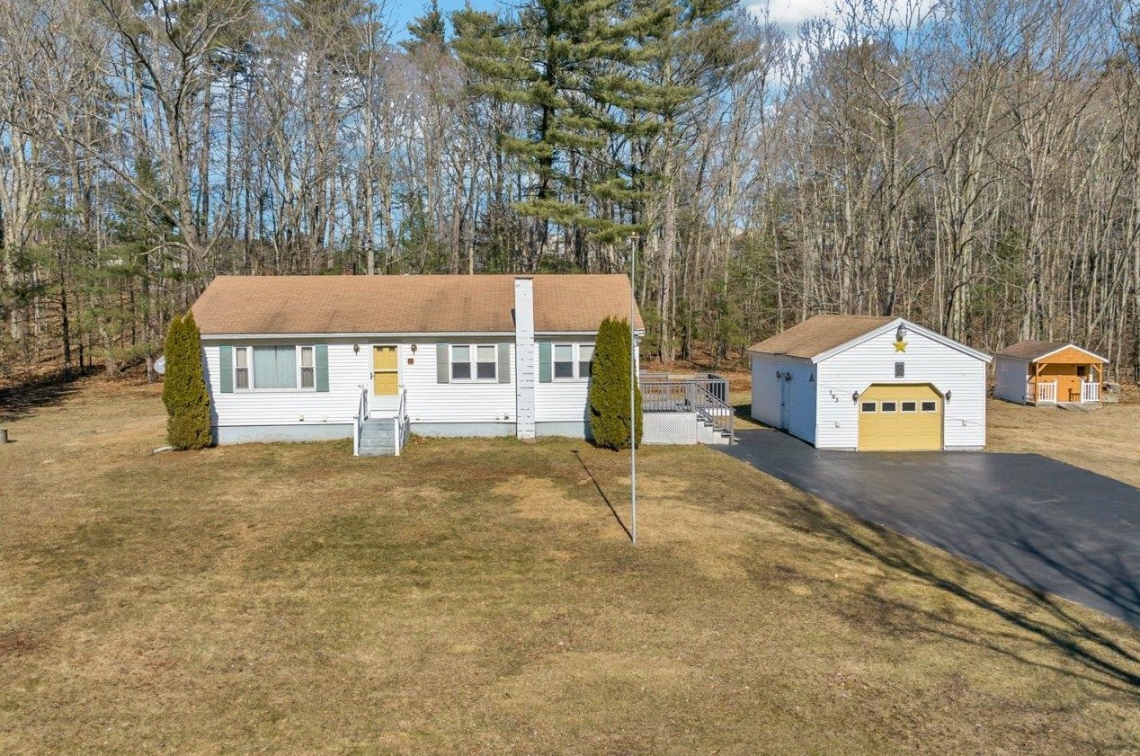 103 Gear Rd, Rochester, NH 03839