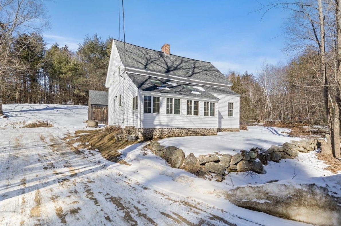 433 Middleton Rd, Milton, NH 03851