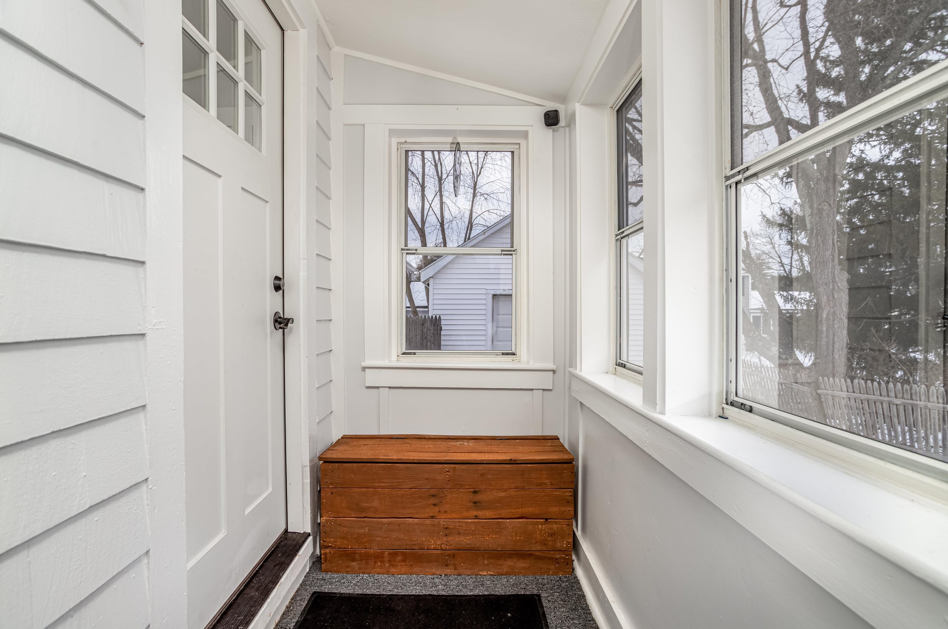 62 Charlotte St, Nashua, NH 03064