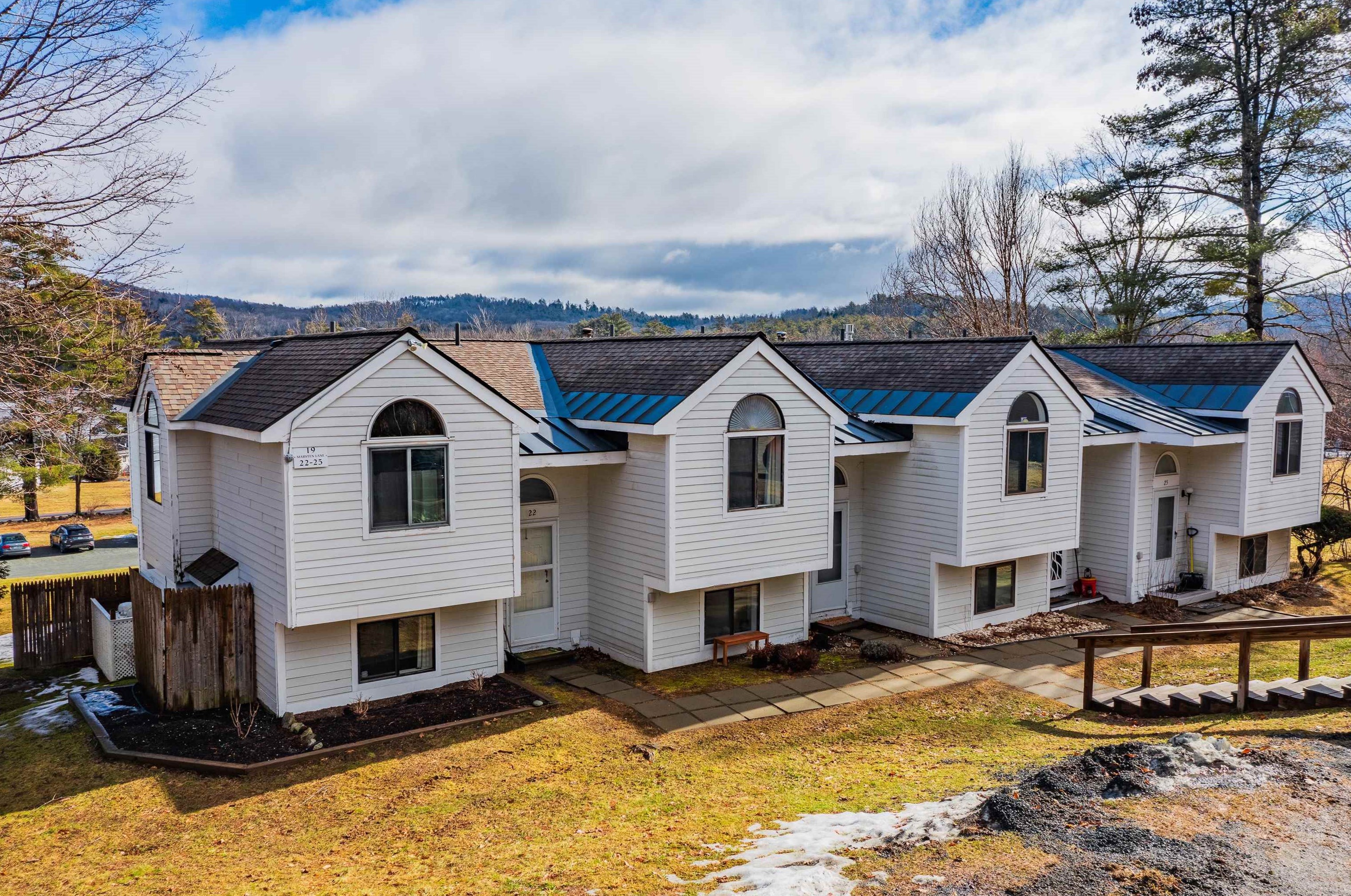 19 Marsten Ln #23, Enfield, NH 03748