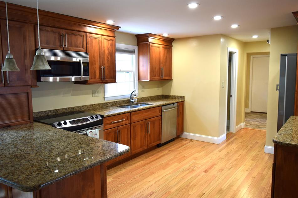 561 N Adams St, Manchester, NH 03104 MLS 4987053 Coldwell Banker