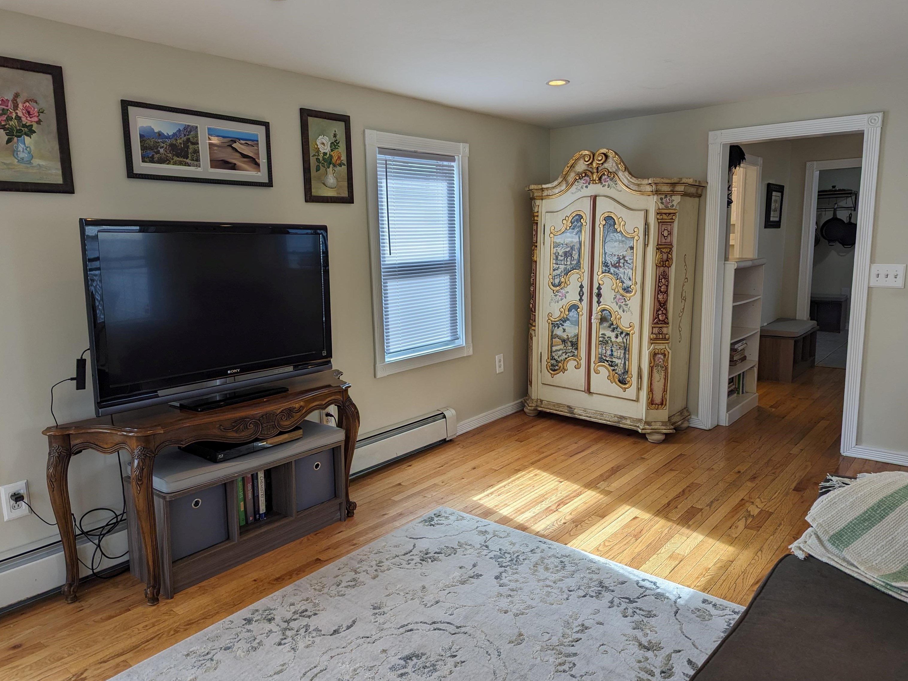 36 Ashland St, Manchester NH  03104-5111 exterior