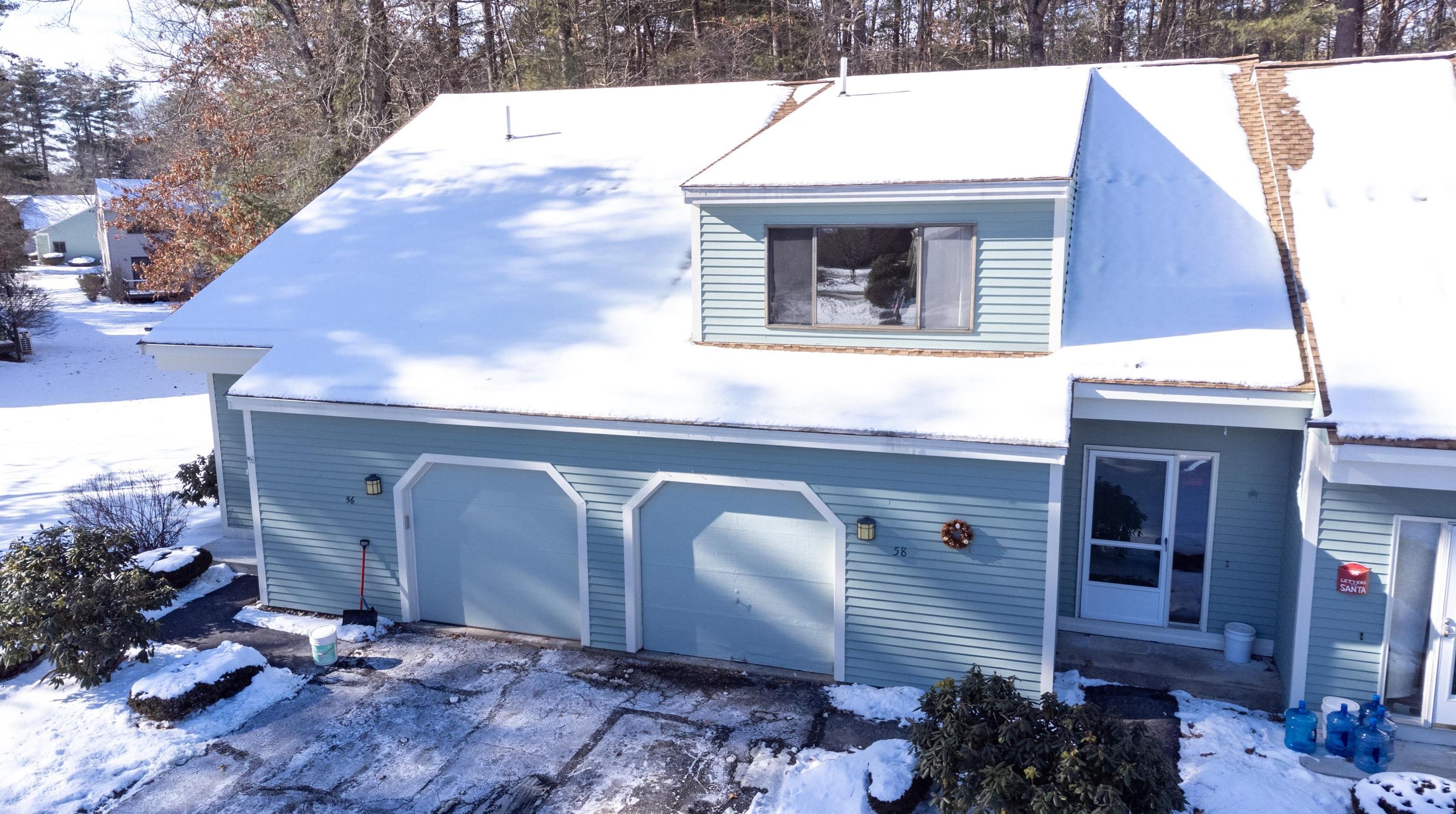 58 Indian Rock Rd, Merrimack, NH 03054 exterior