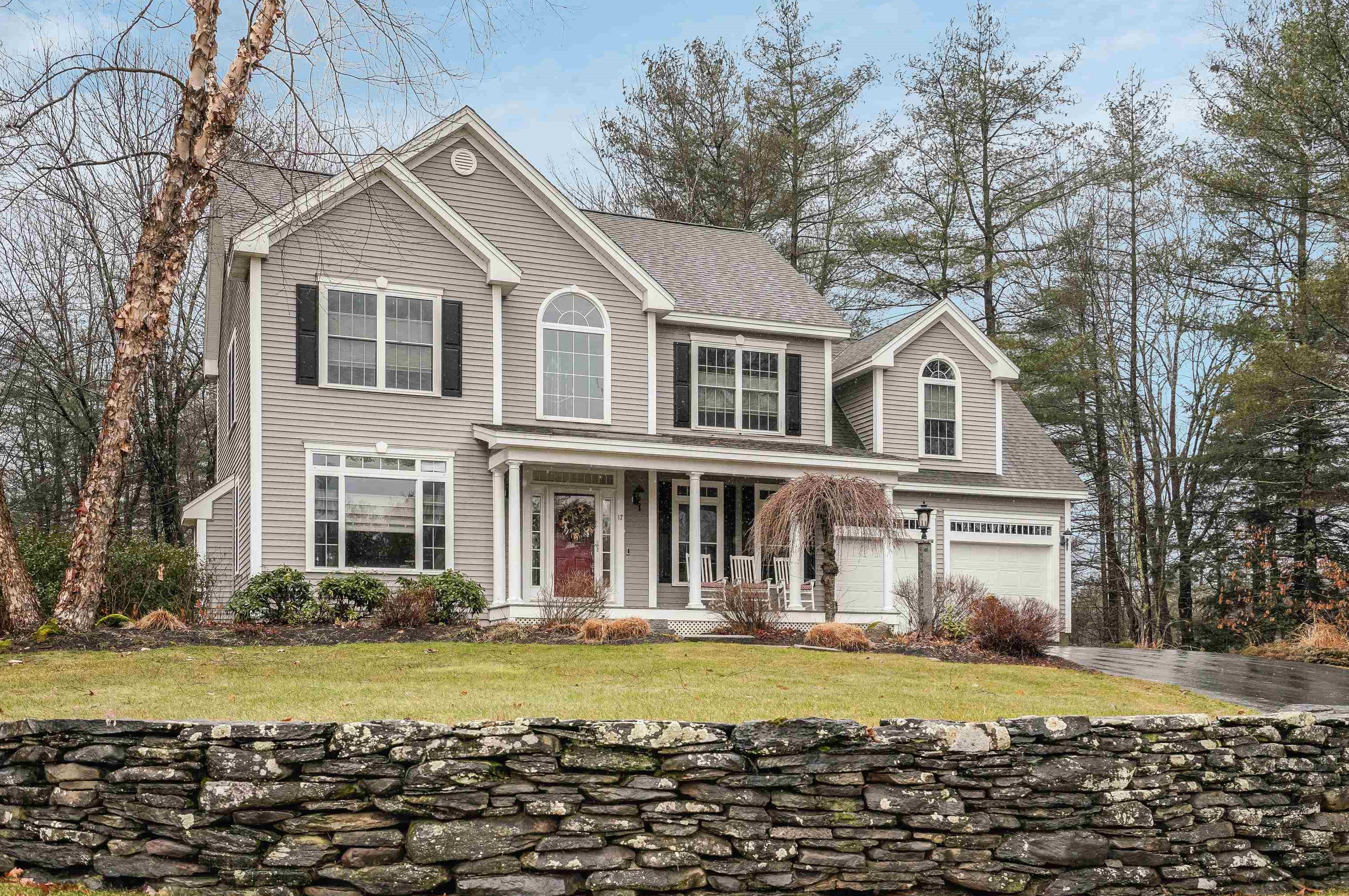 17 Gio Ct, Concord, NH 03301-8416