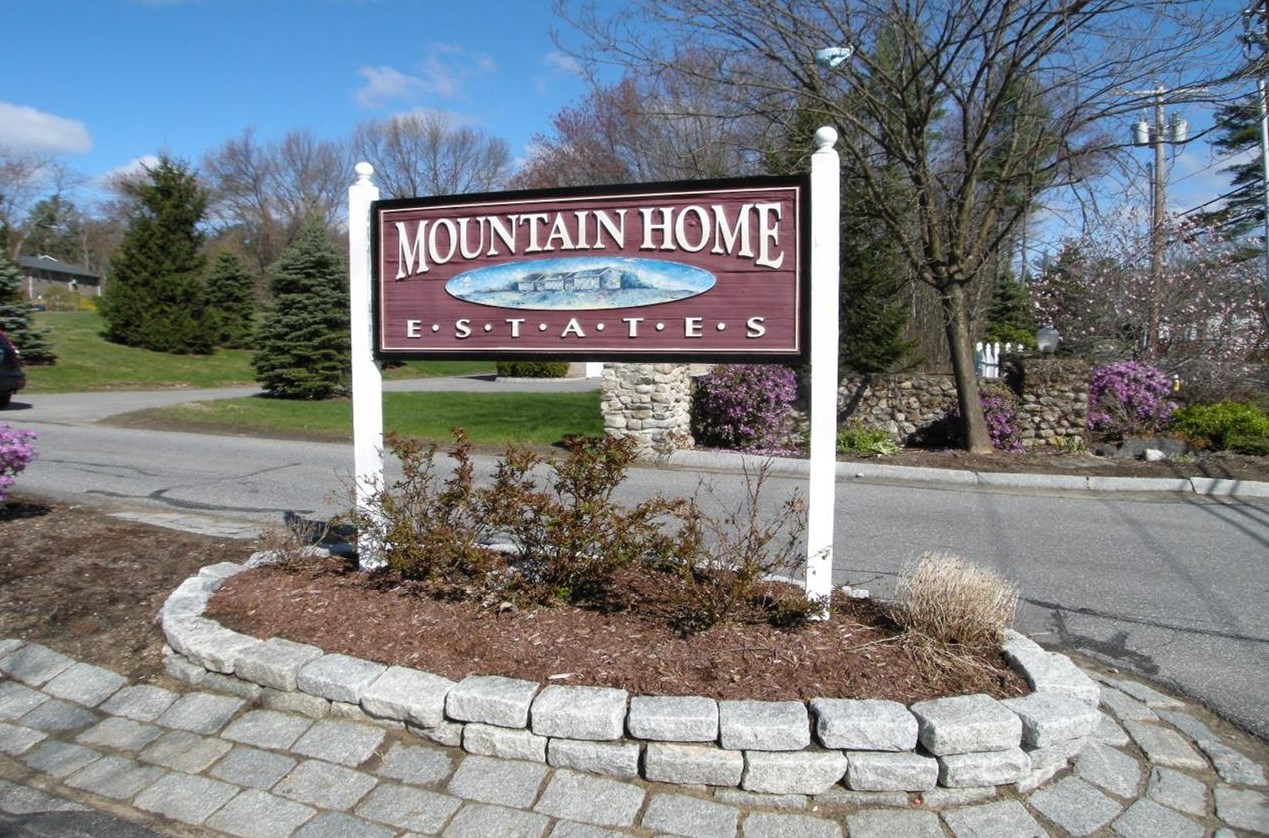 171 Fieldstone Dr, Londonderry, NH 03053