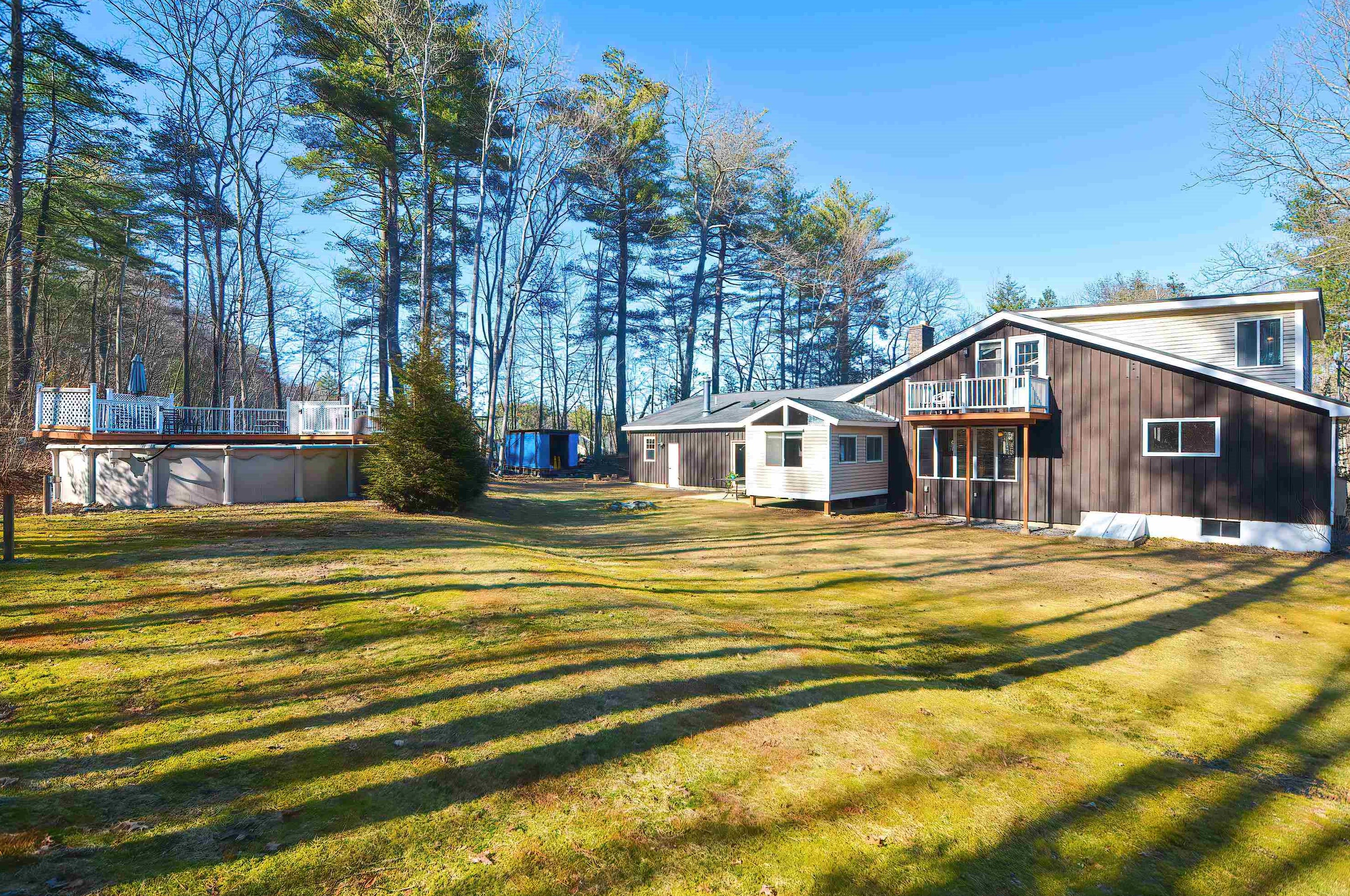 110 Newton Rd, Plaistow NH  03865-2411 exterior