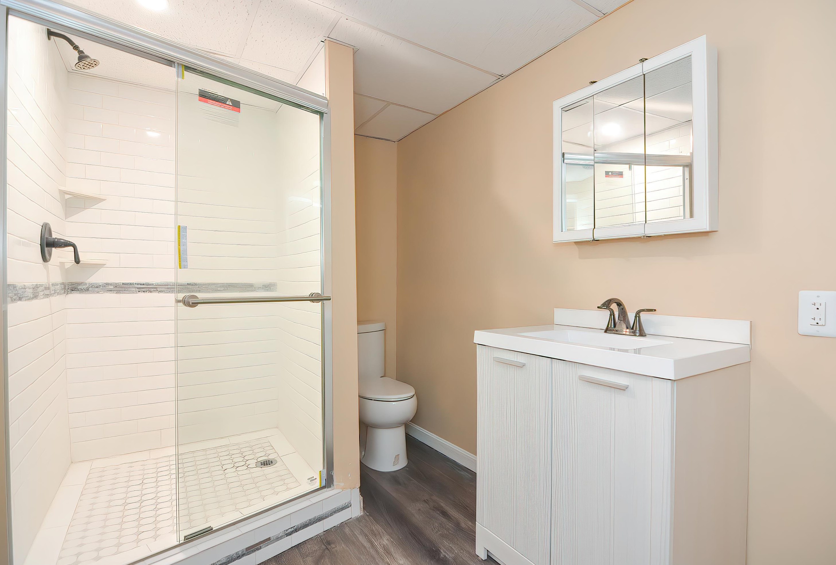 110 Newton Rd, Plaistow NH  03865-2411 exterior