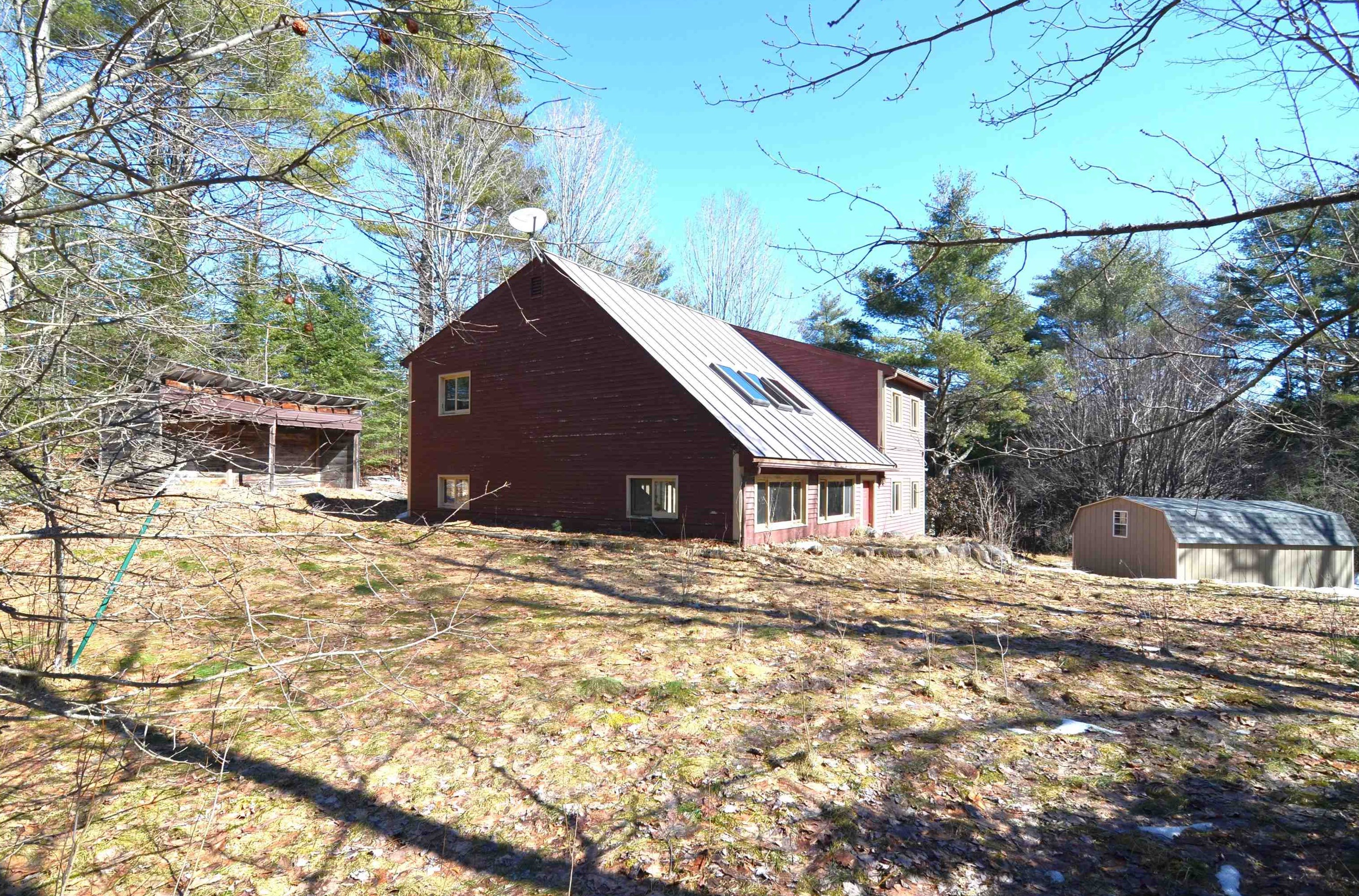 437 Oak Hill Rd, Enfield, NH 03748