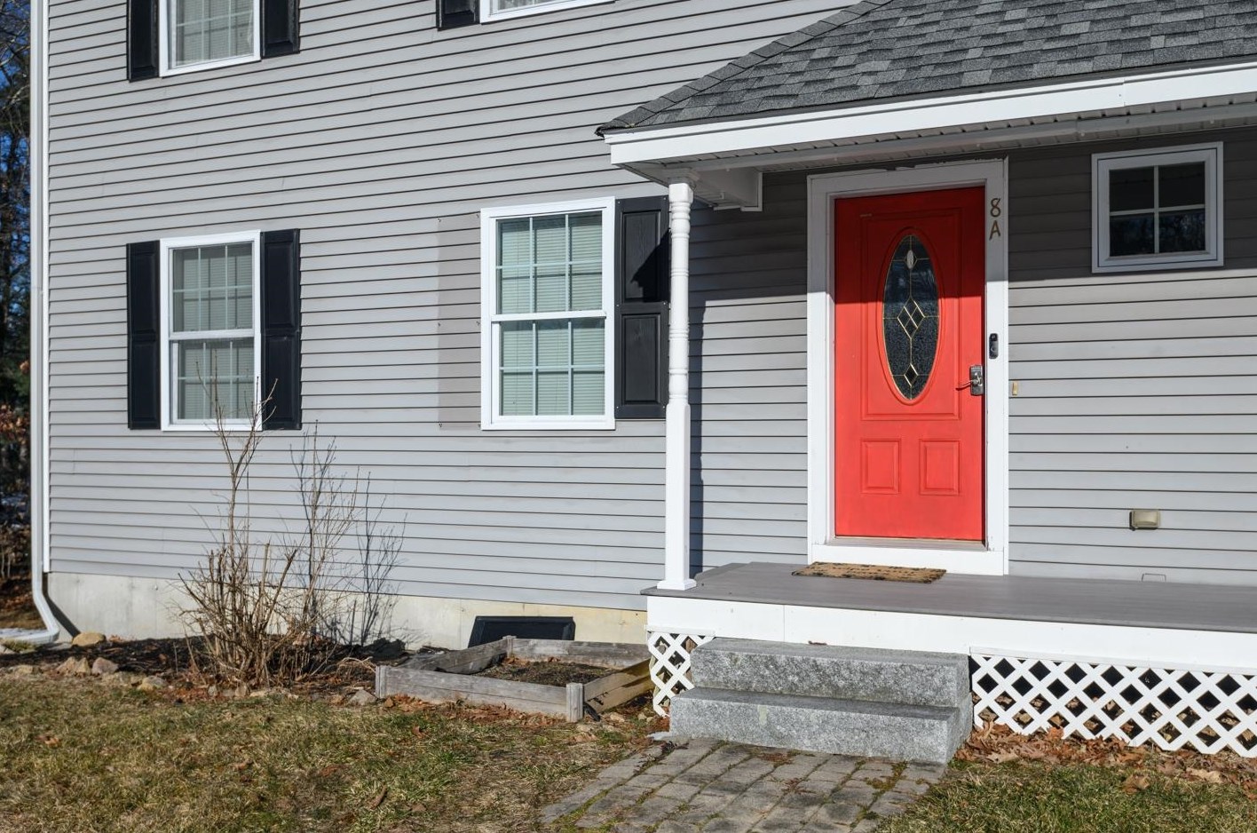 8 Kasher Dr #a, Kingston, NH 03848
