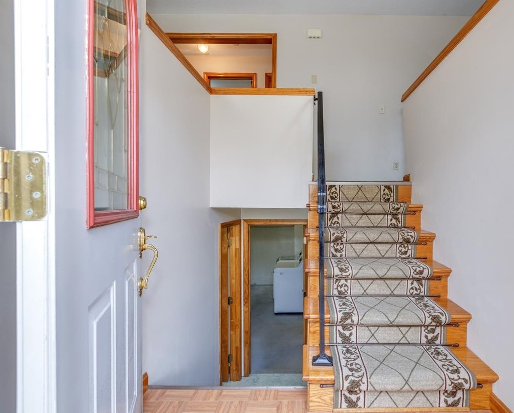 169 Weston Rd, Manchester, NH 03103-3109