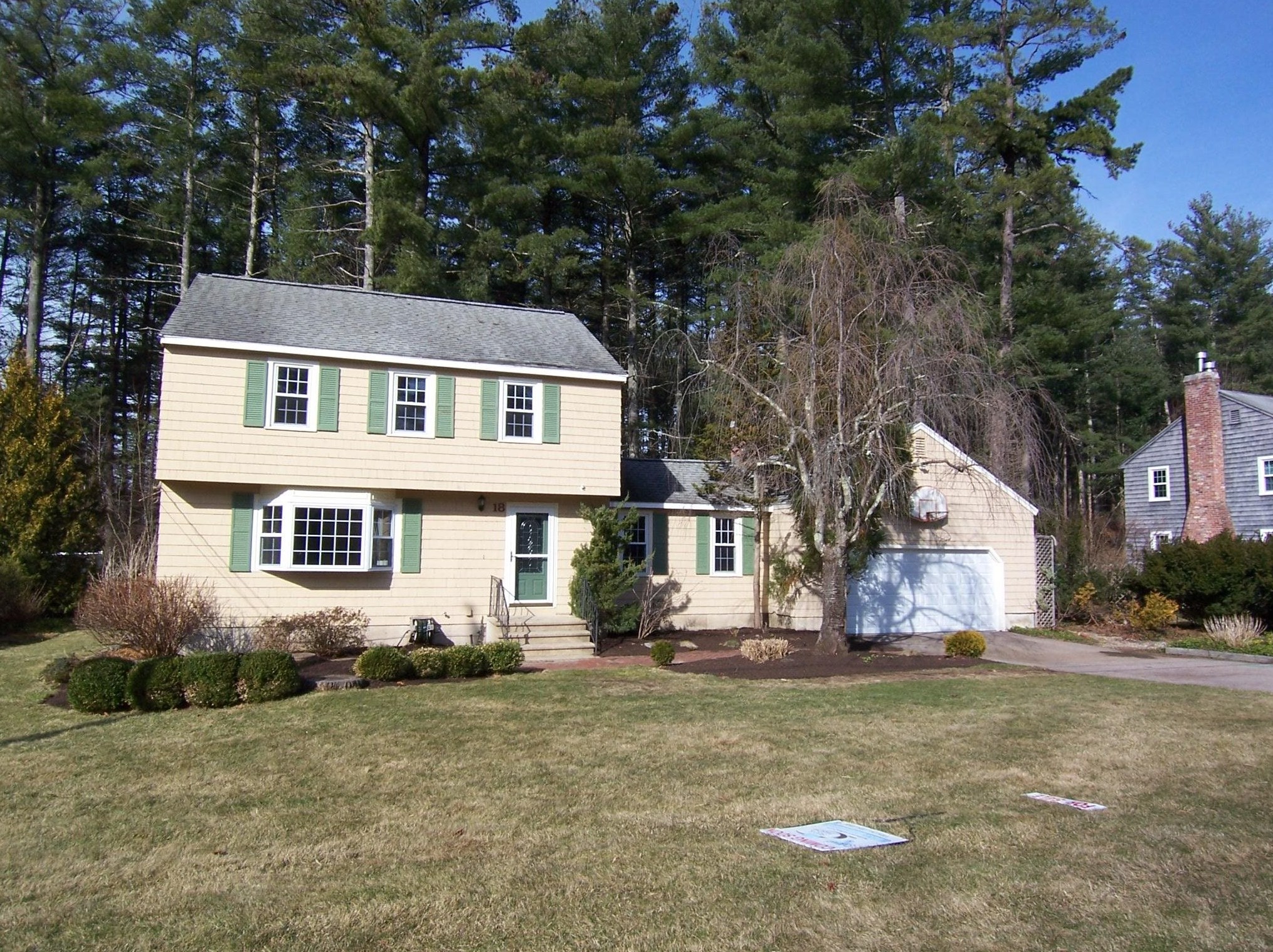 18 Watersedge Dr, Nashua, NH 03063