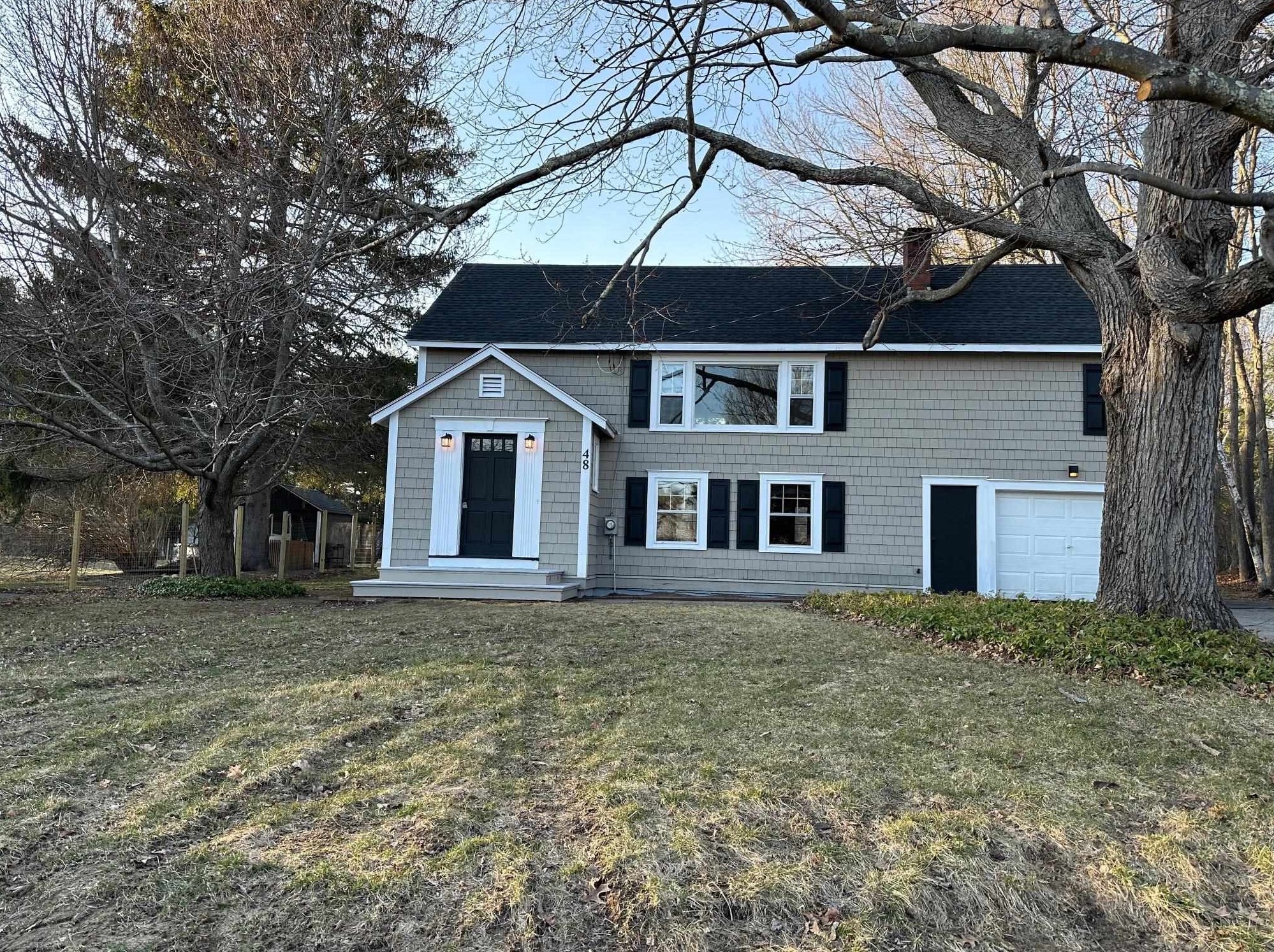 48 Whittier St, Newton, NH 03858