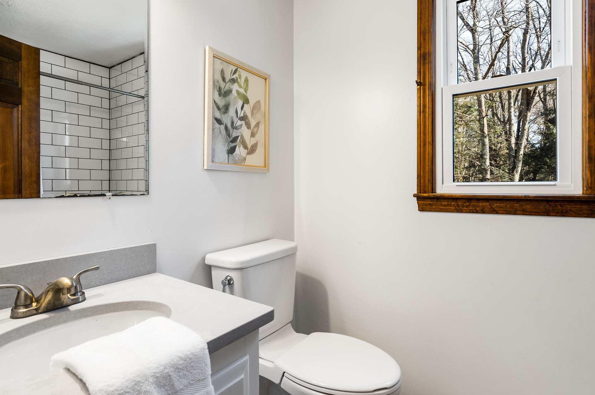 46 Hills Dr, Manchester NH  03110-4920 exterior