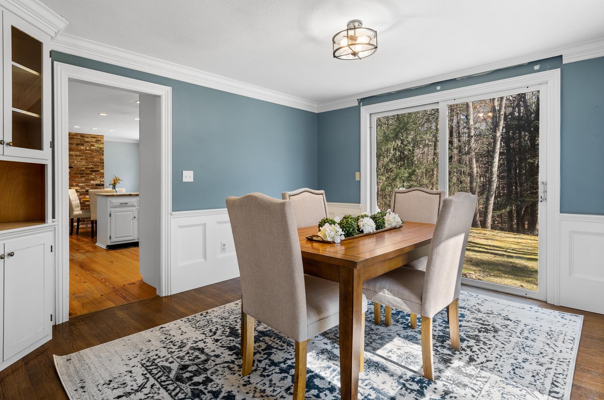 46 Hills Dr, Manchester NH  03110-4920 exterior