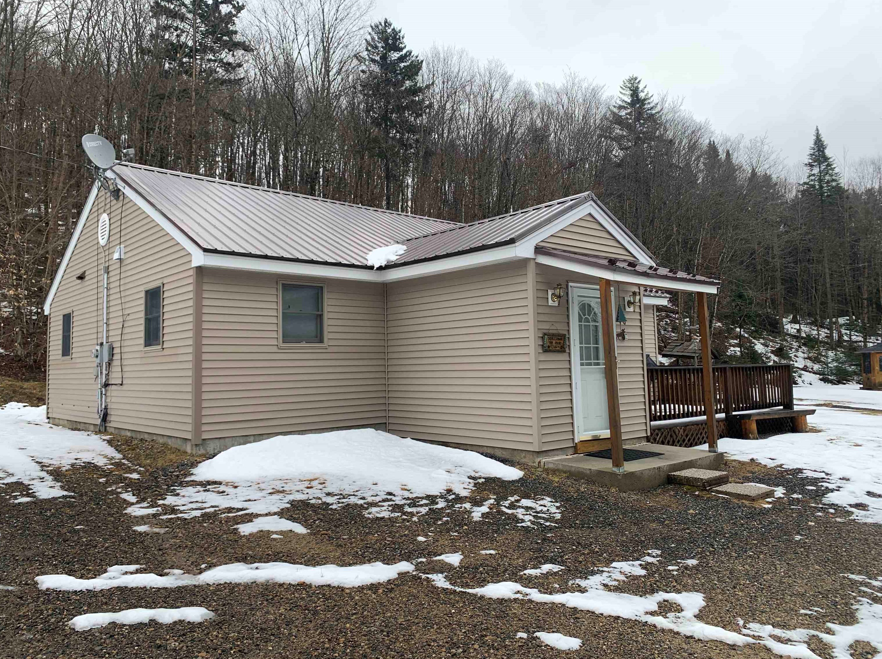 70 Sullivan Dr, W Stewartstwn, NH 03597