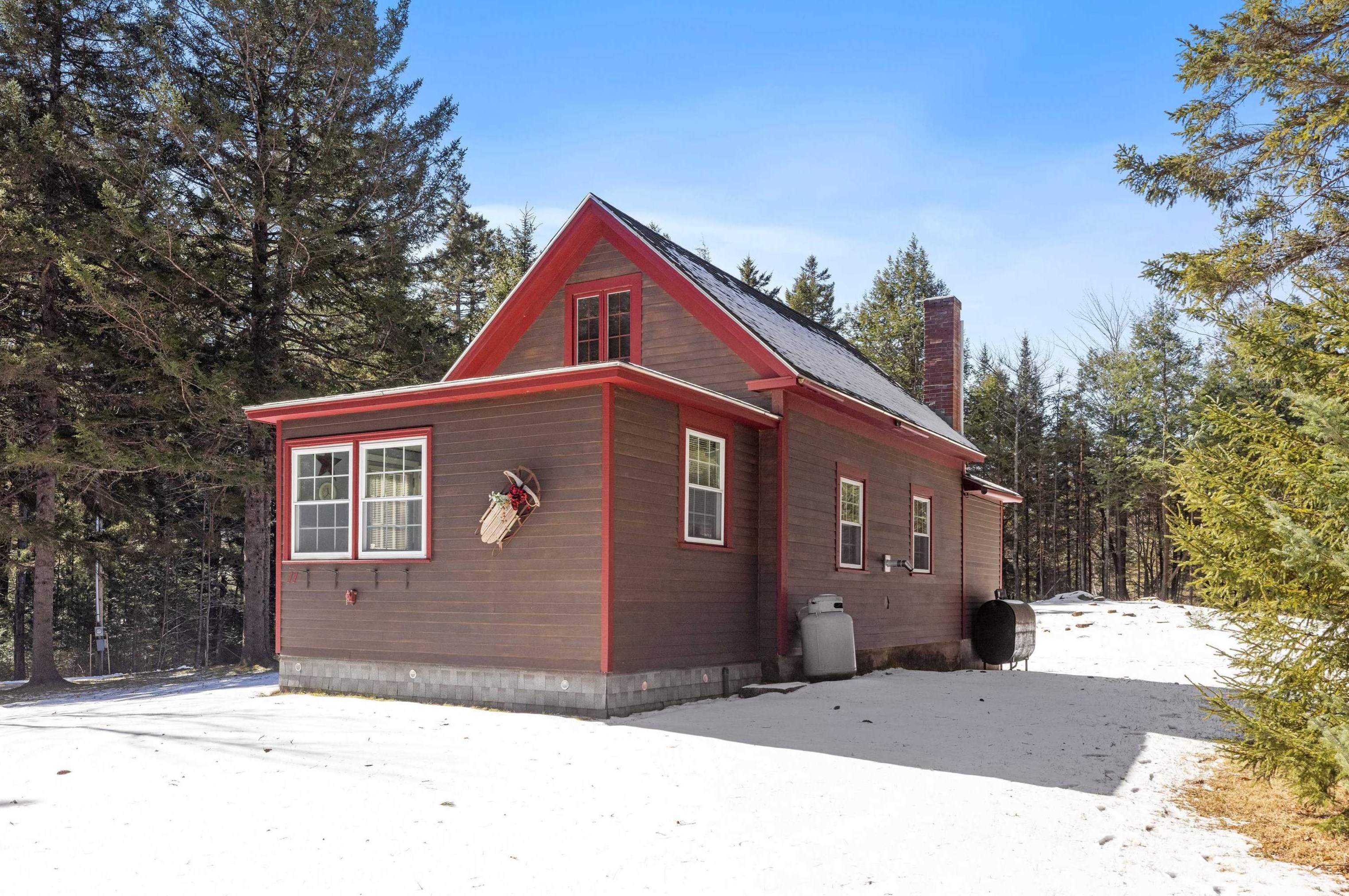 11 Orris Rd, Ellsworth NH  03285-6840 exterior