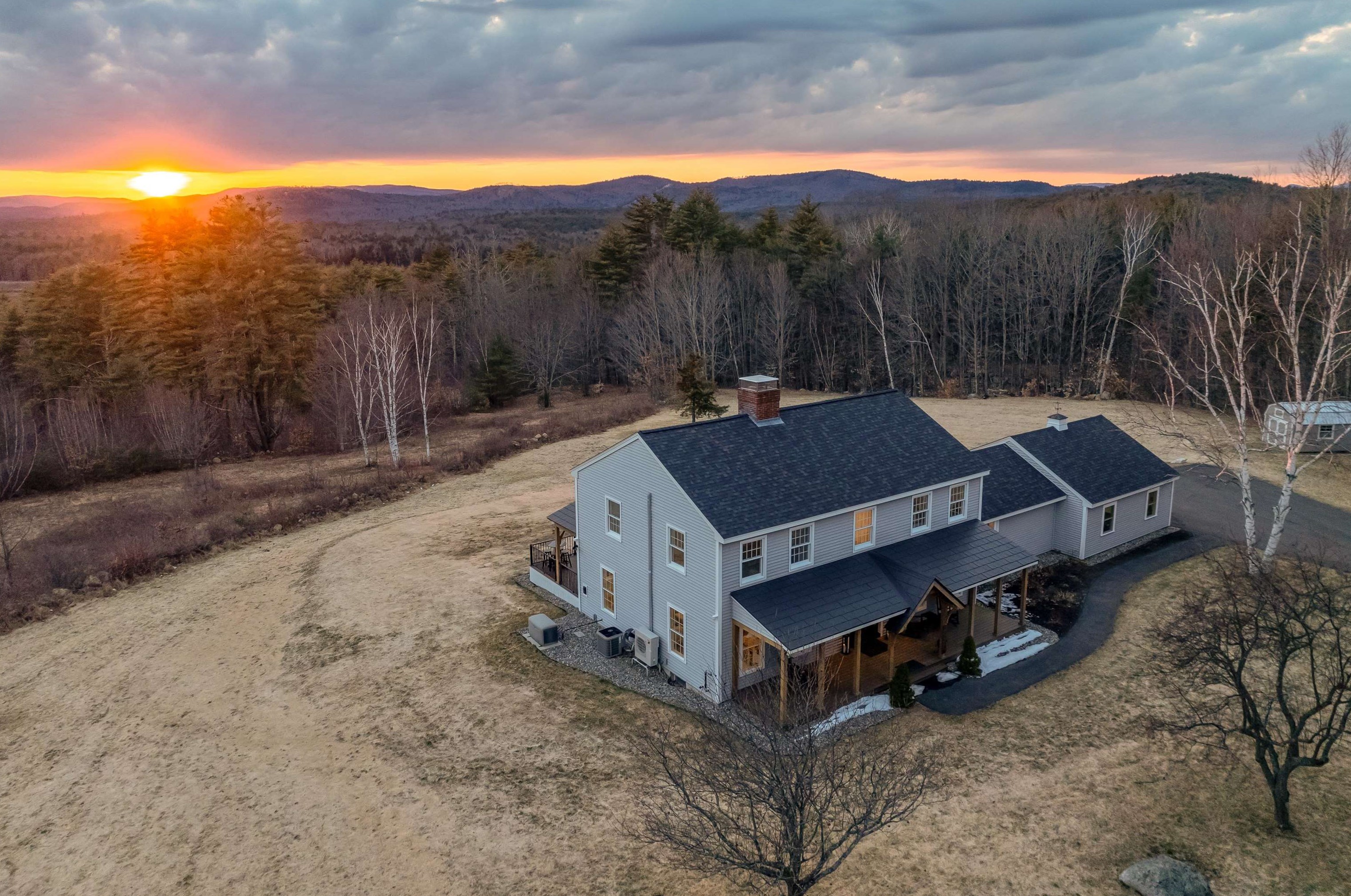 27 Pease Rd, Meredith, NH 03253
