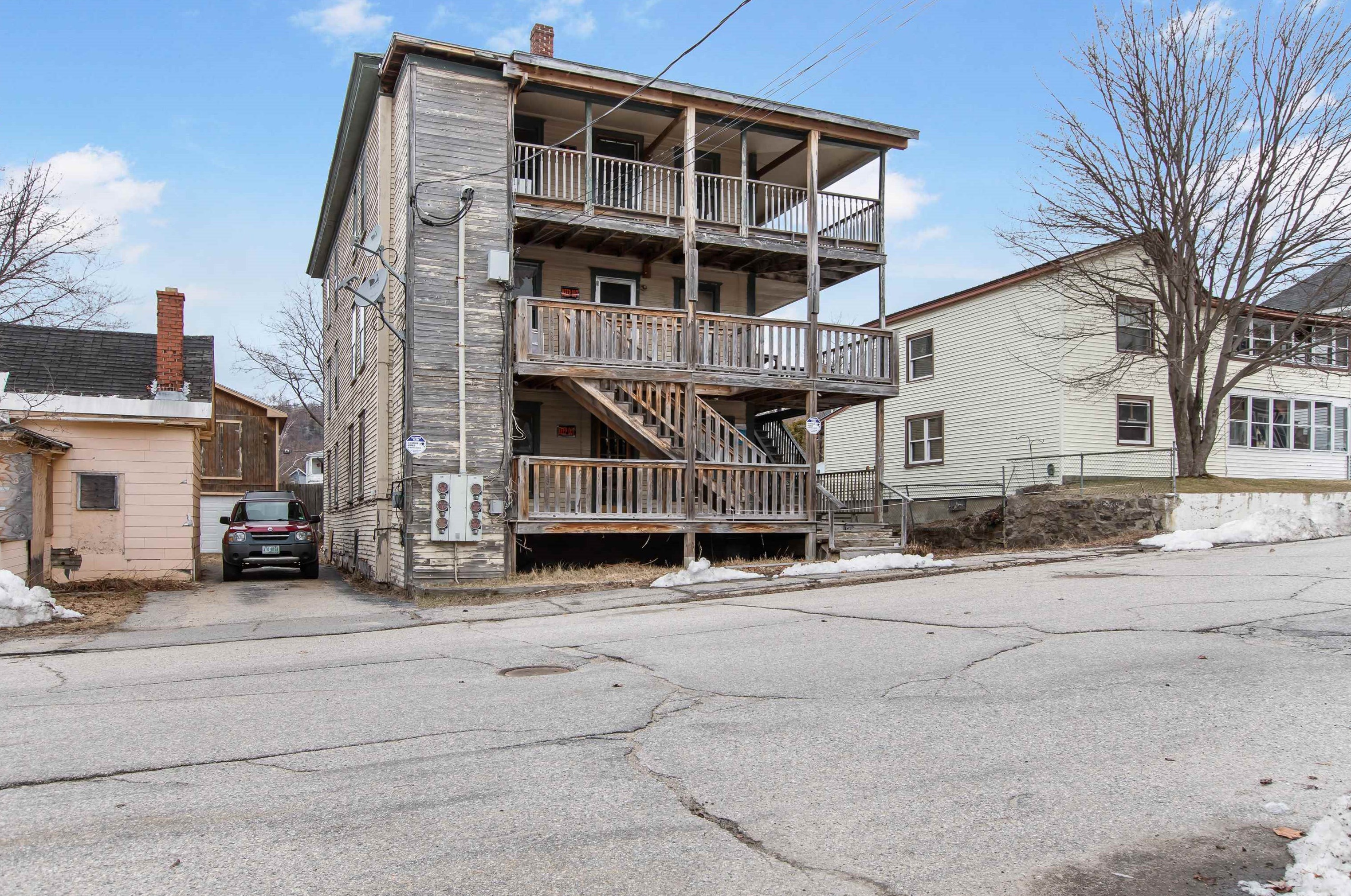 105 Pine St, Berlin NH  03570-1873 exterior