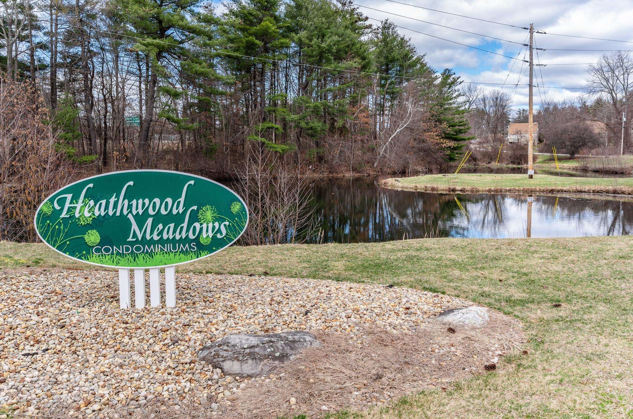 17 Jeremy Pl, Nashua, NH 03064