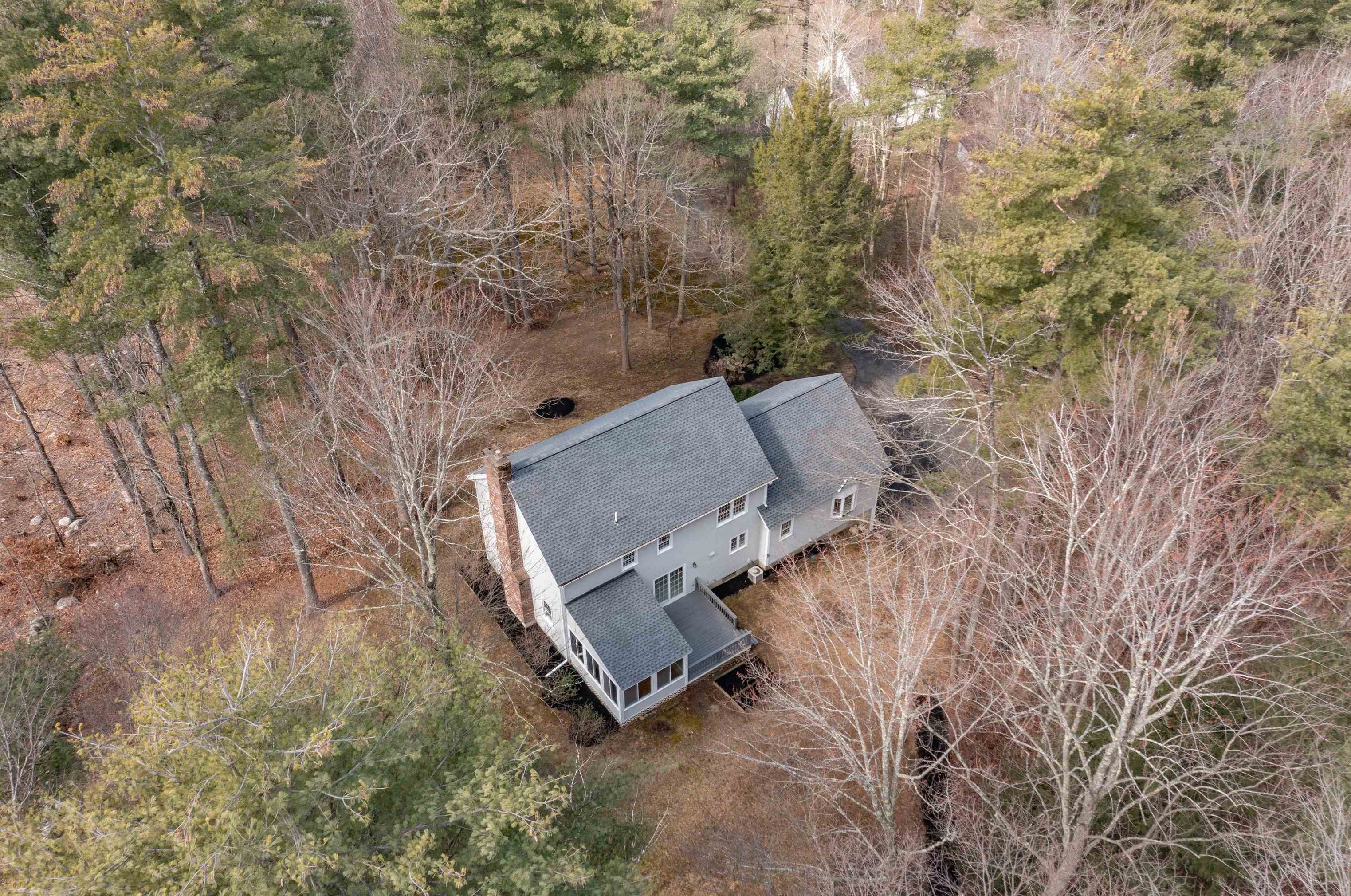 4 Mountainview Dr, Merrimack, NH 03054