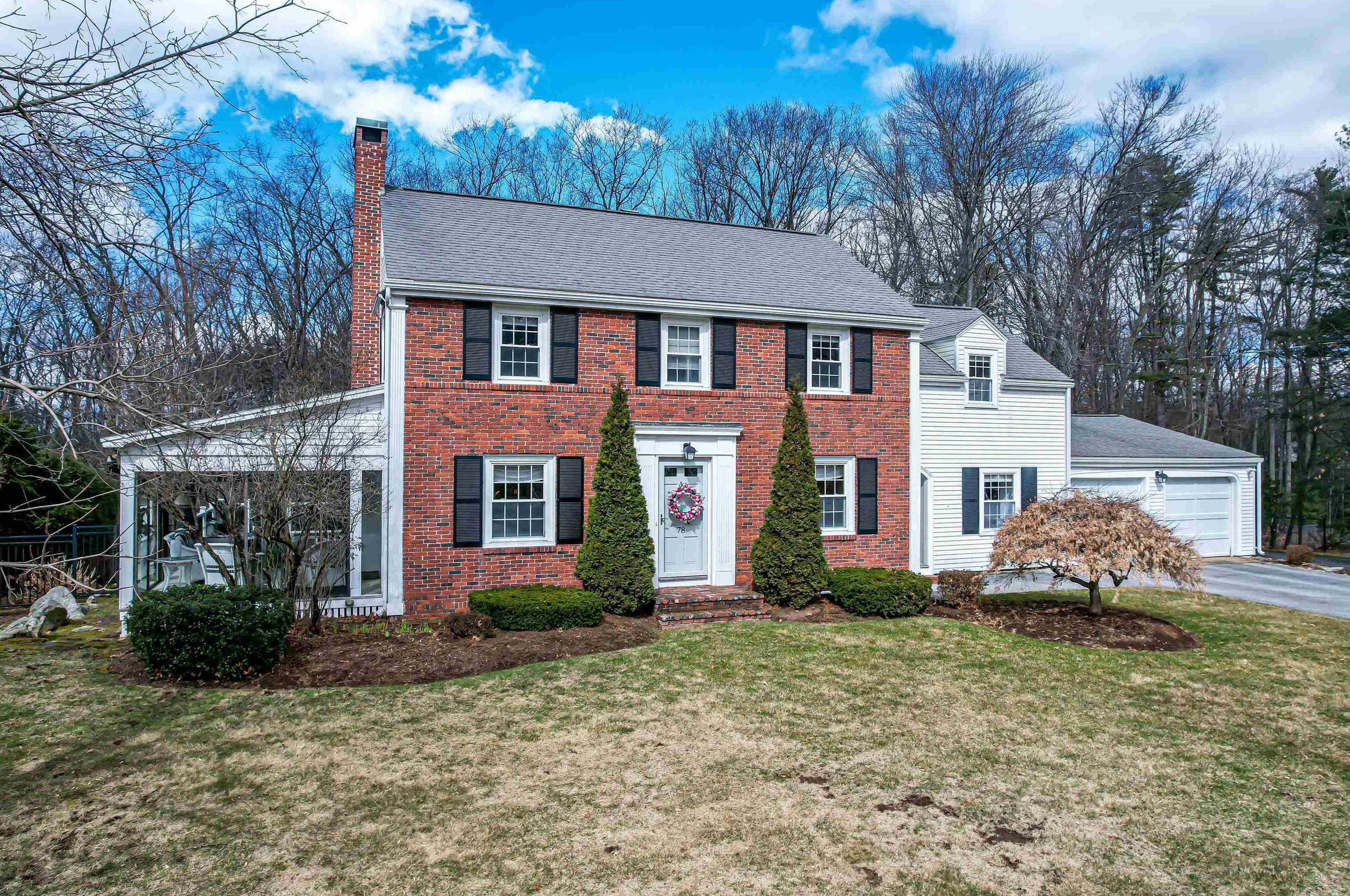 78 Shaw St, Manchester, NH 03104-2752
