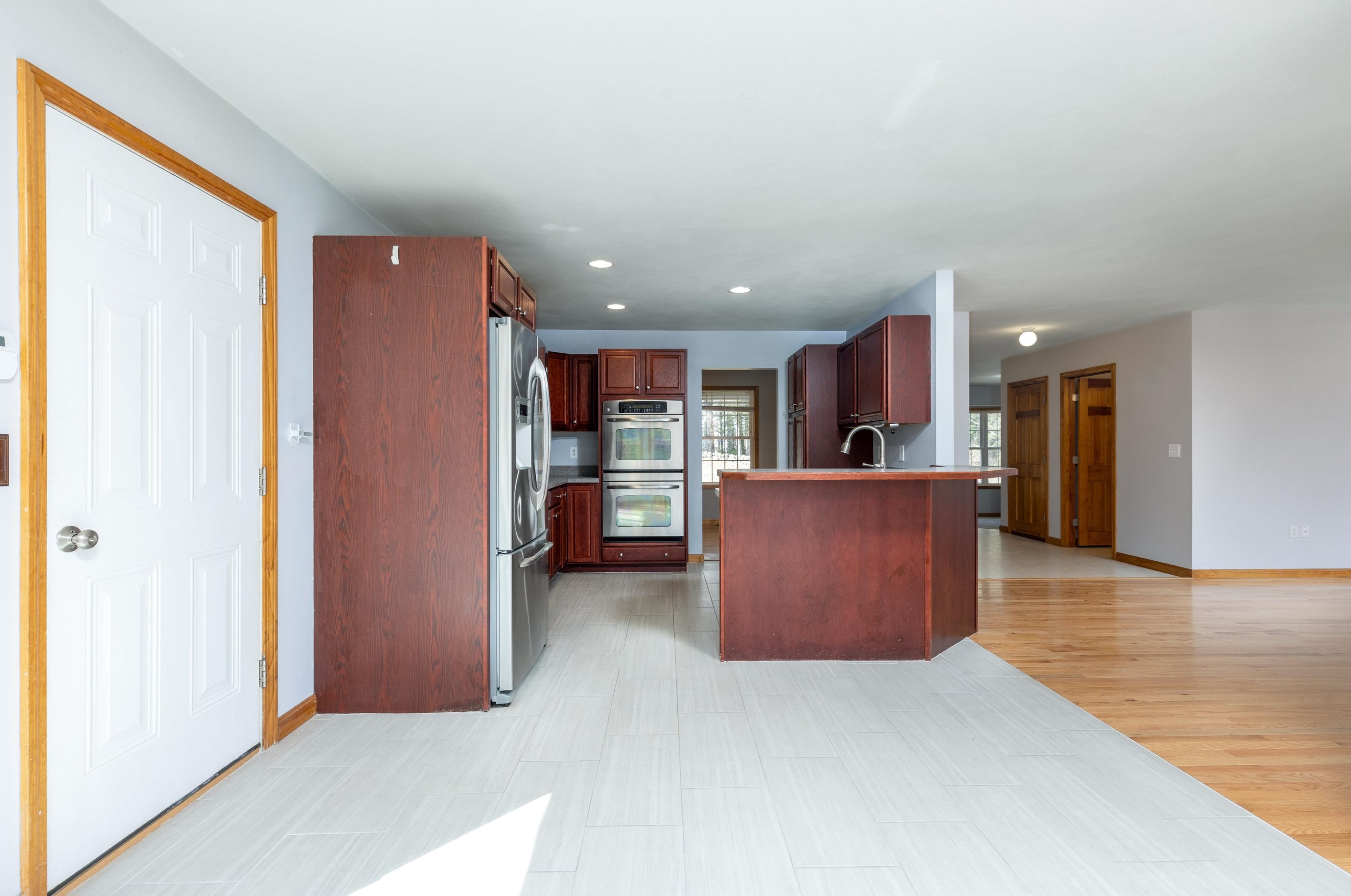 8 Barber Way, Brookline, NH 03033