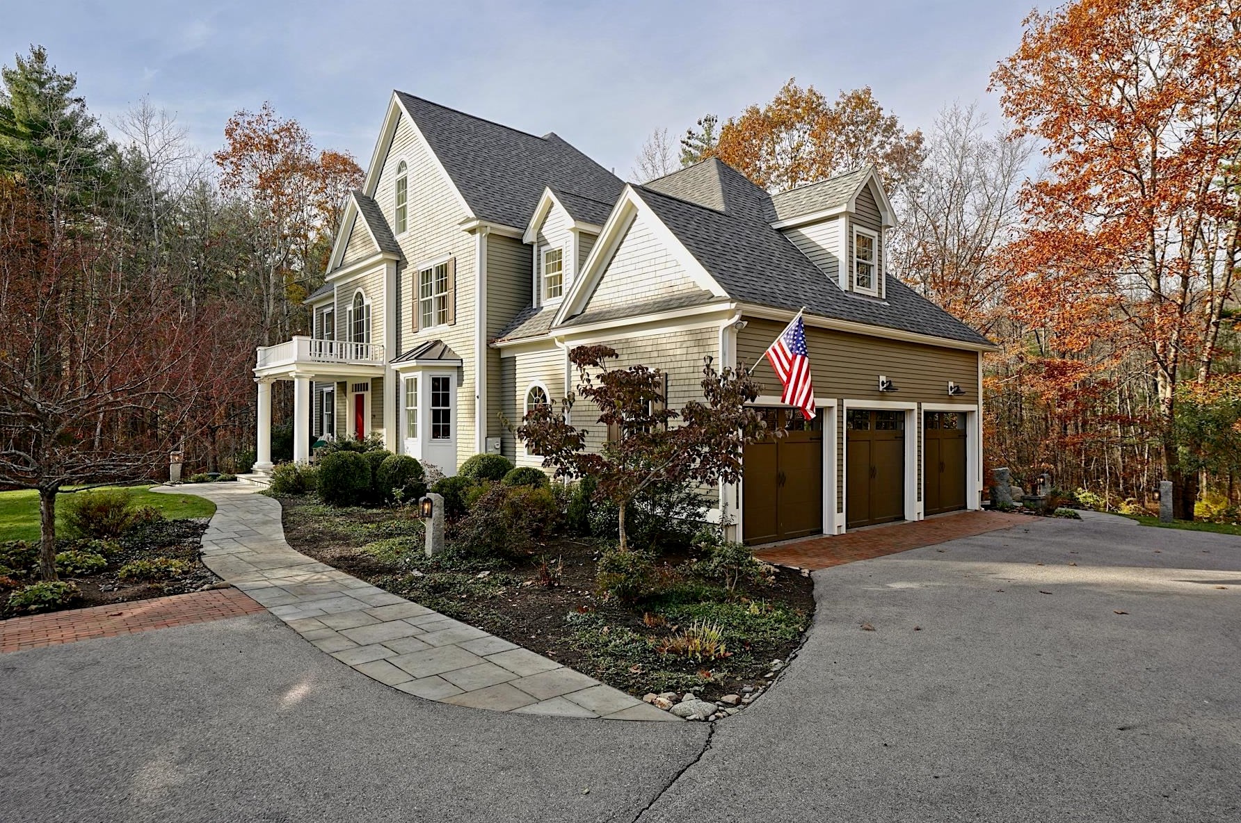 79 Linden Rd, Hampton-Falls, NH 03844 exterior
