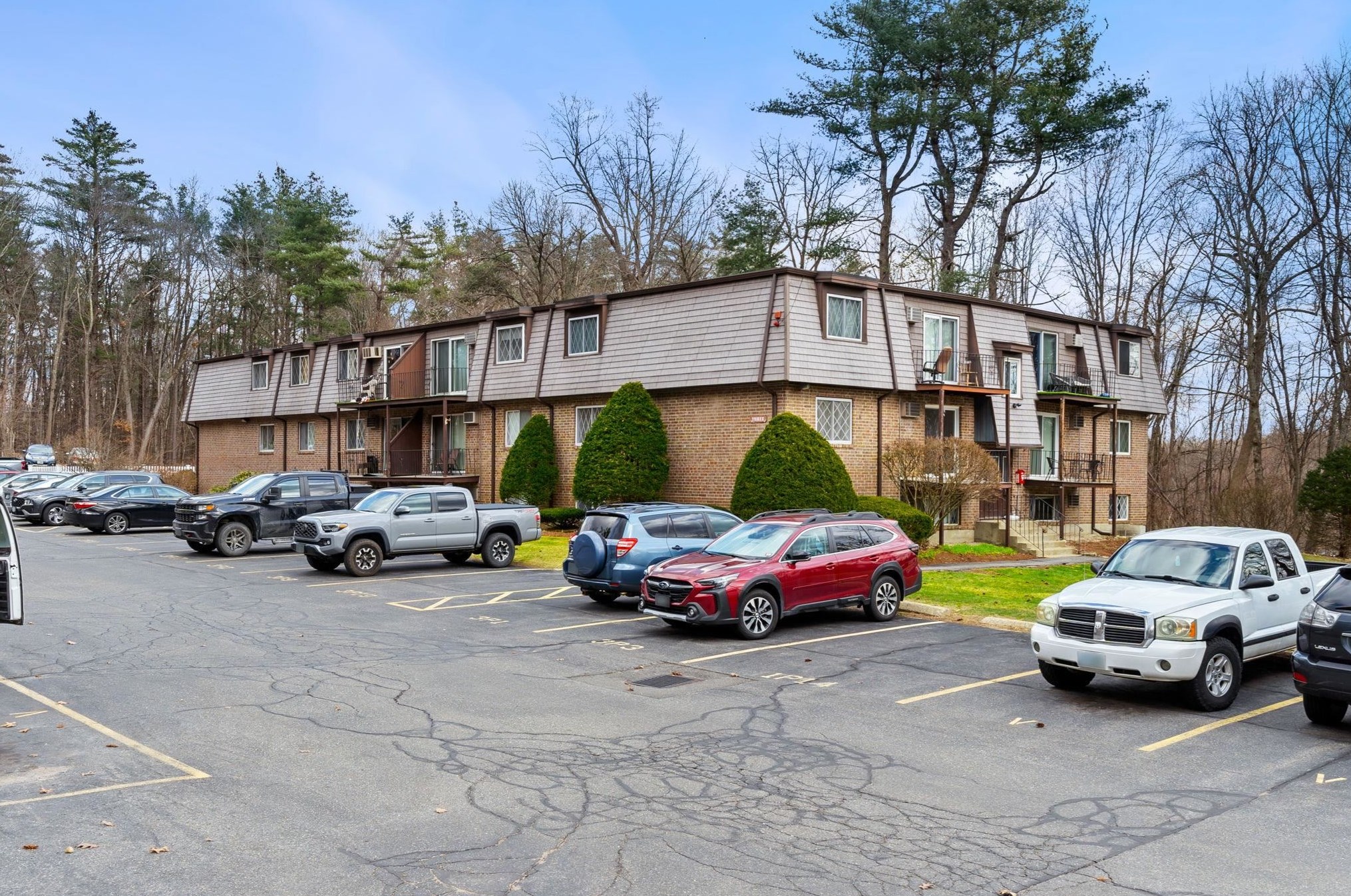 3 Pembroke Dr #9, Derry, NH 03038