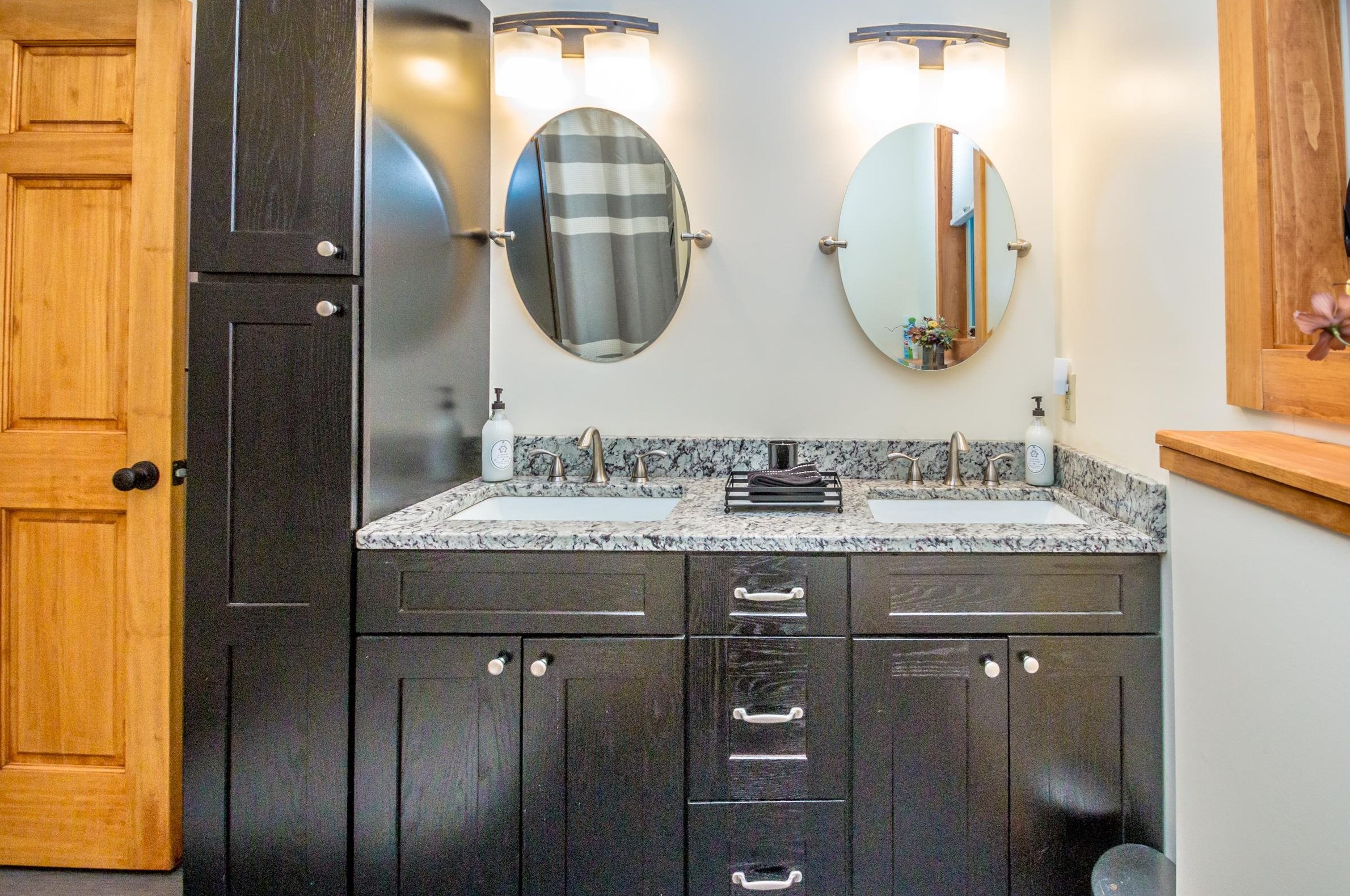 144 Gotzens Rd, Conway NH  03818-4300 exterior