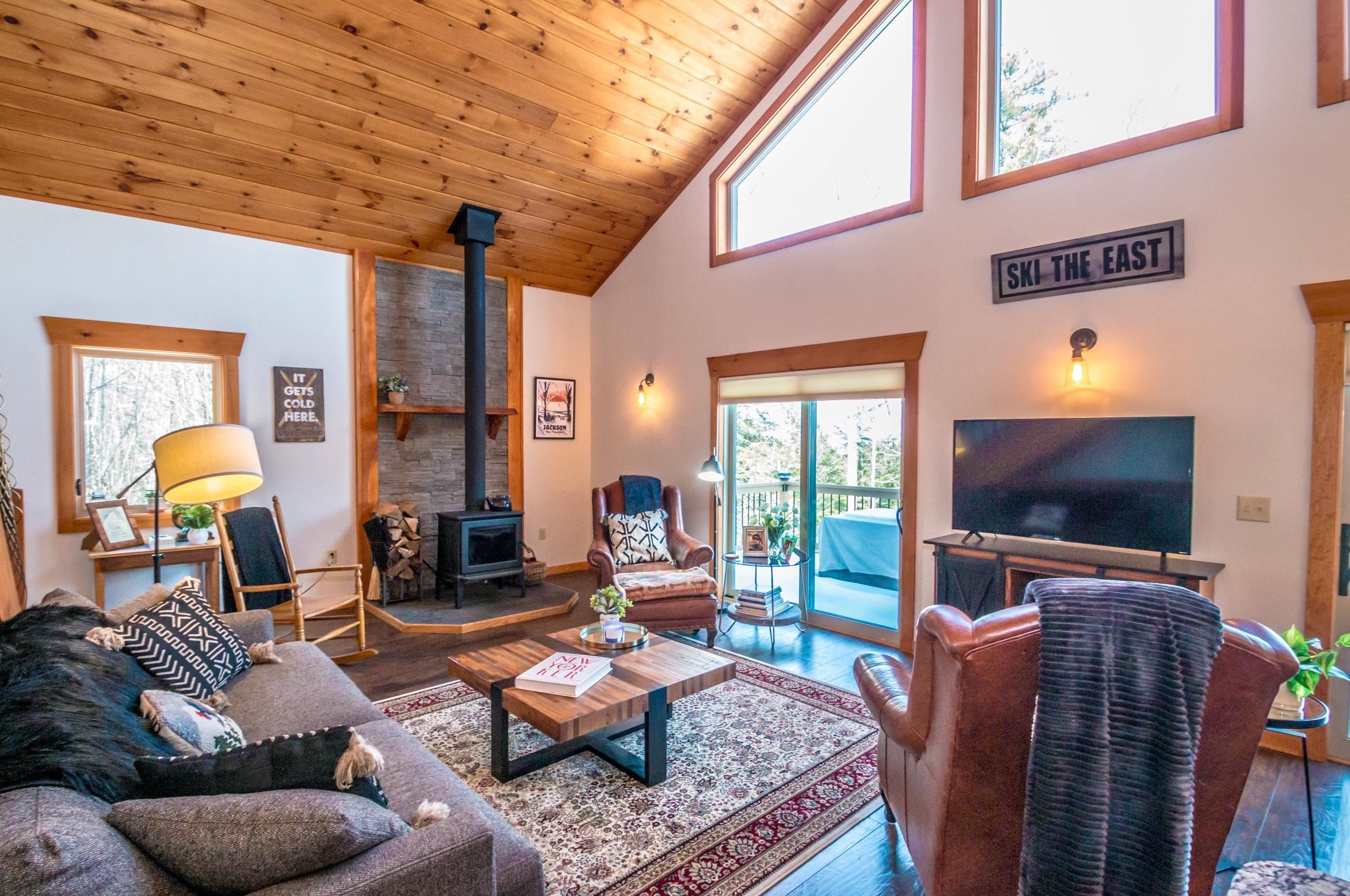 144 Gotzens Rd, Conway NH  03818-4300 exterior