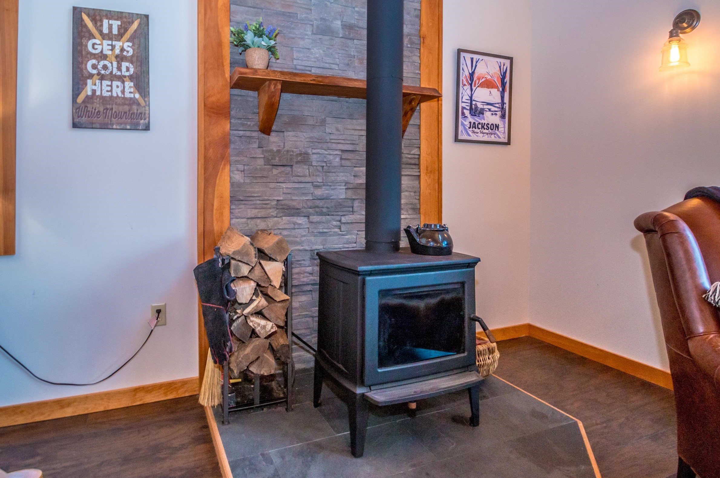 144 Gotzens Rd, Conway NH  03818-4300 exterior