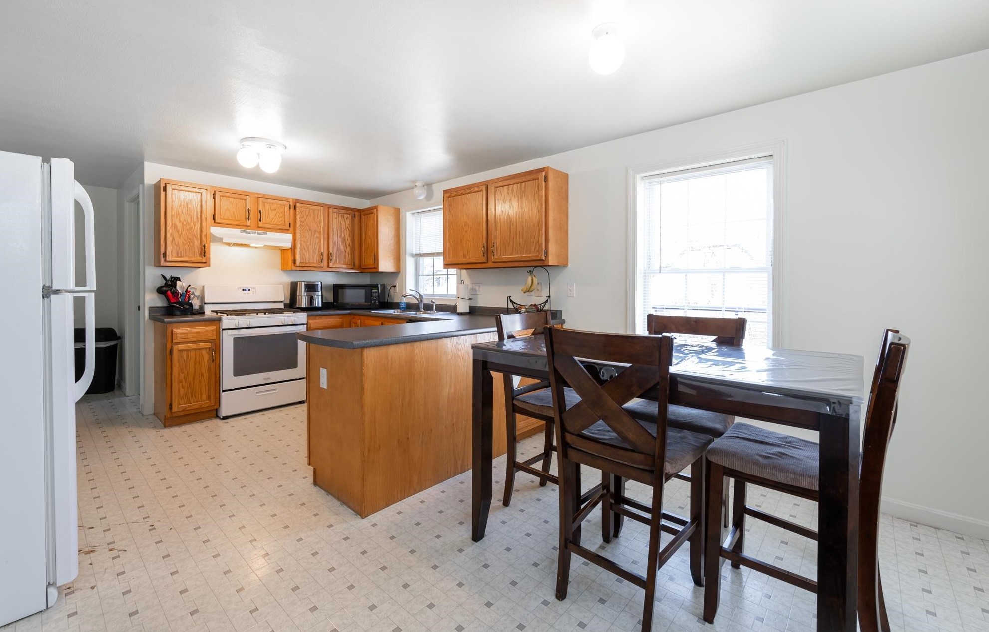 243-245 Pine St, Nashua, NH 03060