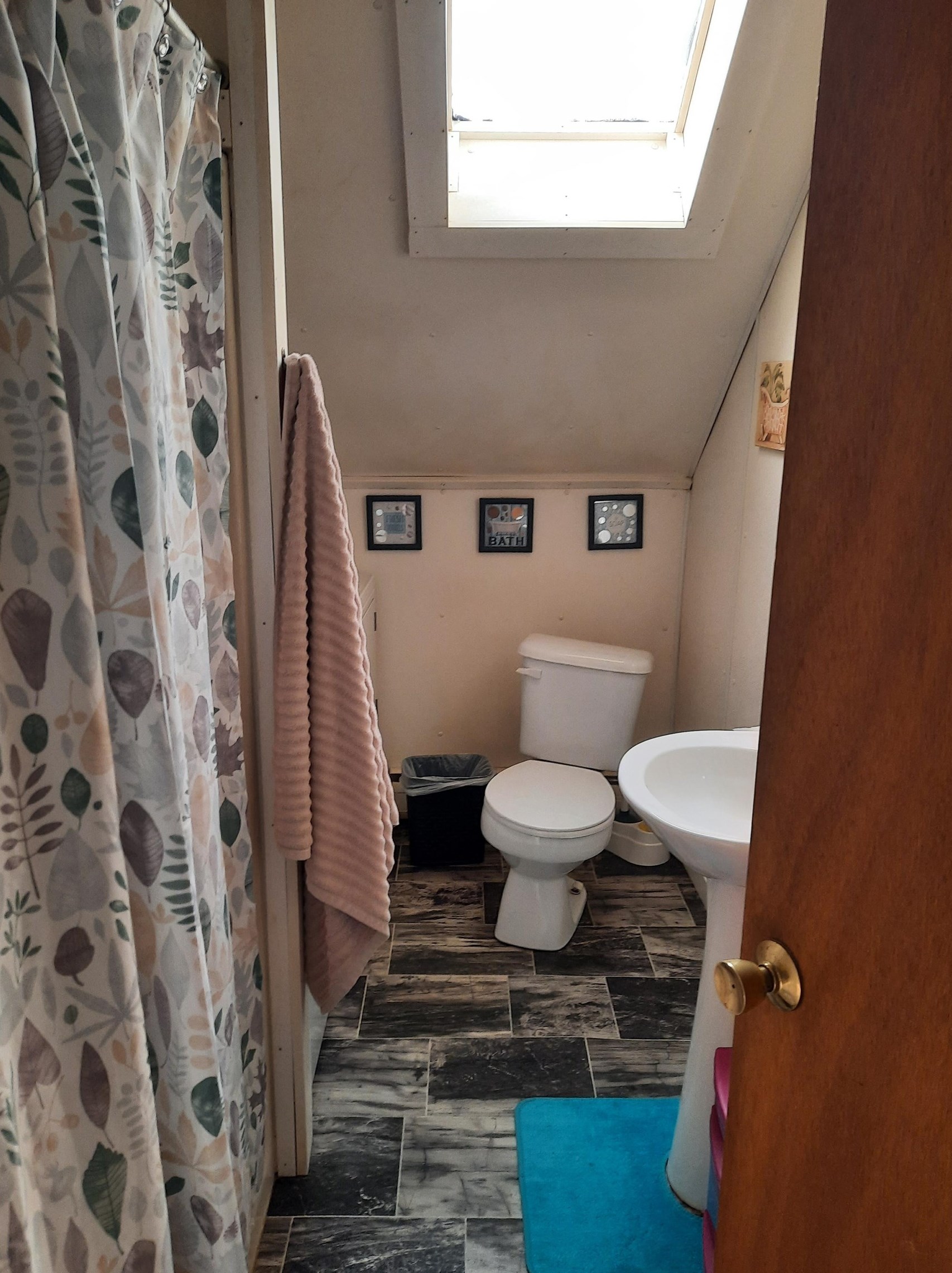 31 Colby St, Columbia NH  03576-3050 exterior