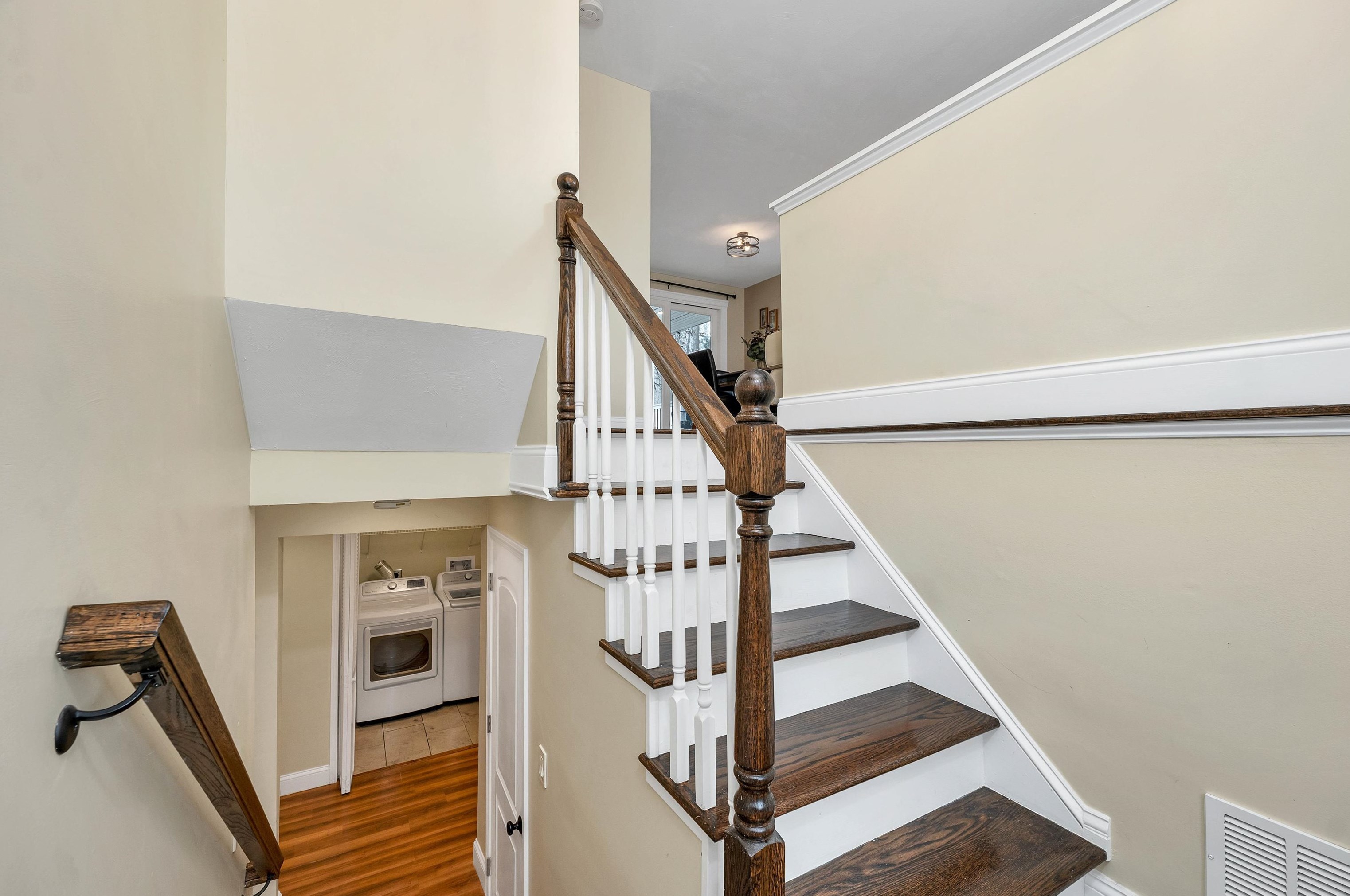 58 English Range Rd, Derry NH  03038-5367 exterior