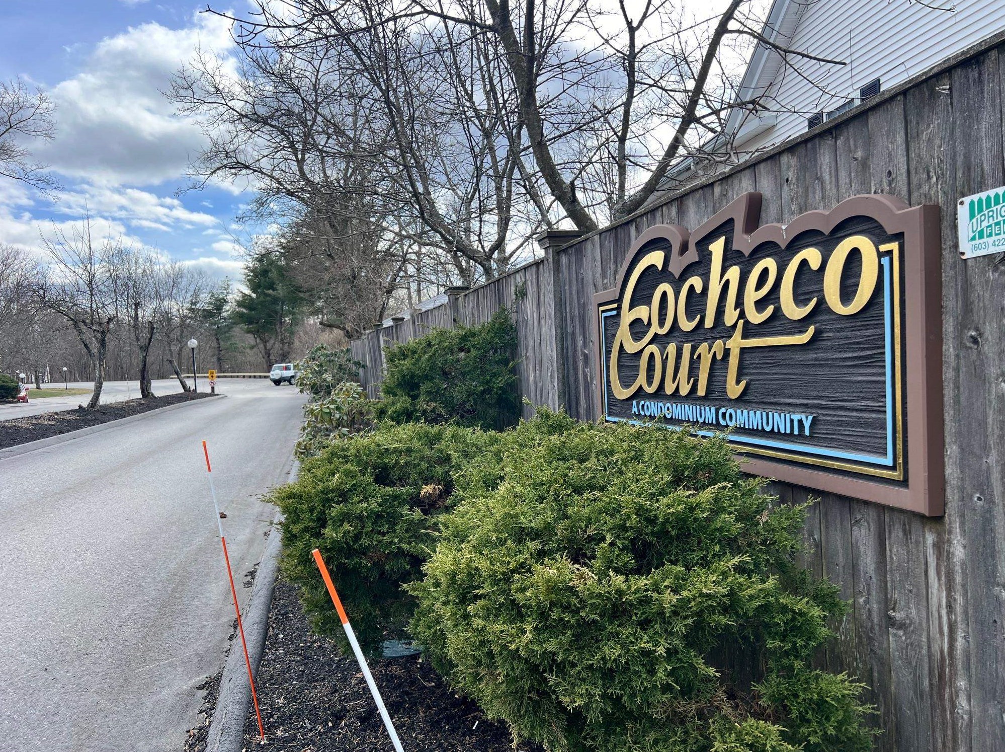 804 Cocheco Ct, Dover NH 03820-4818 exterior