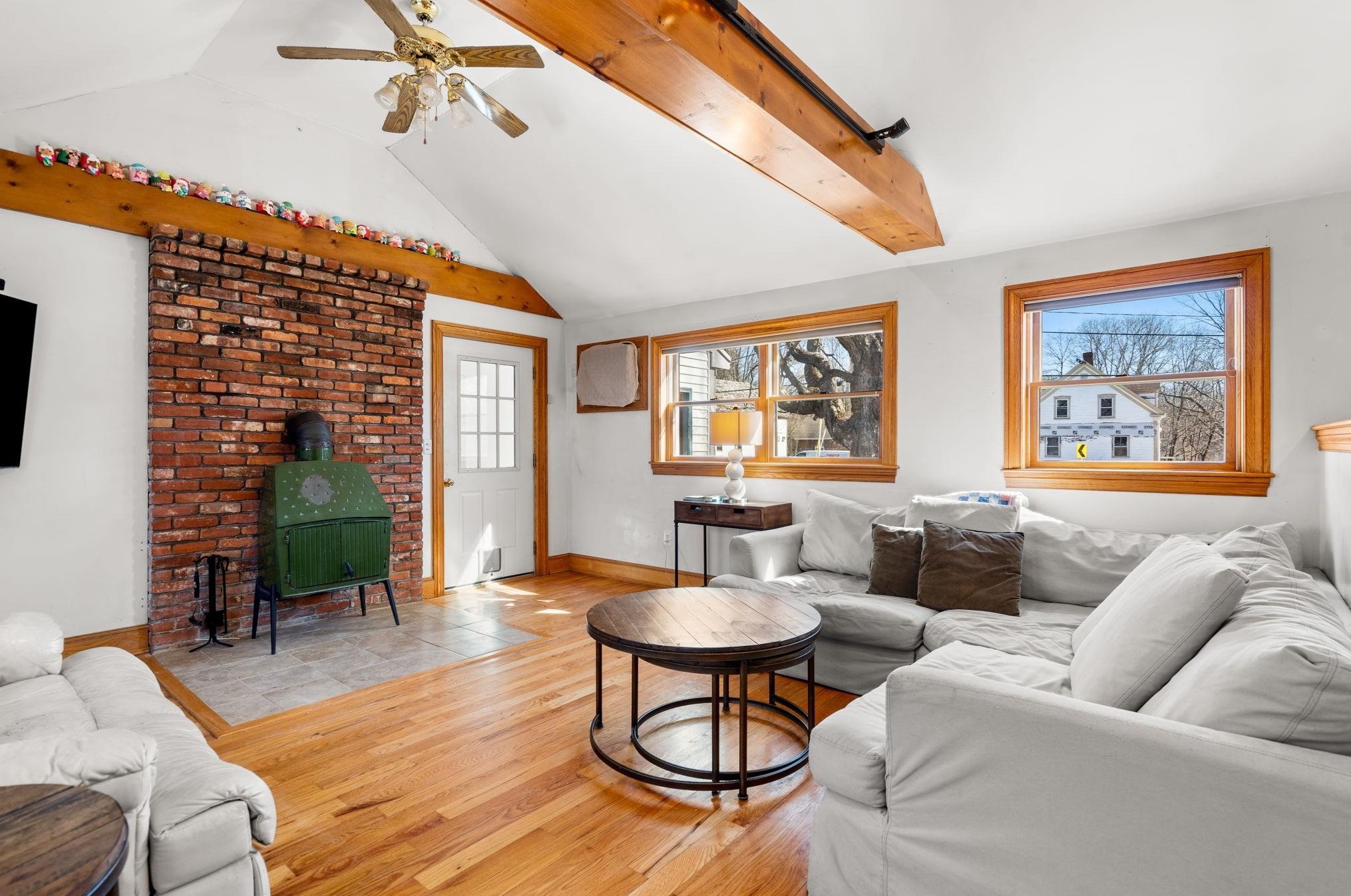 38 Main St, Newton NH  03858-3304 exterior