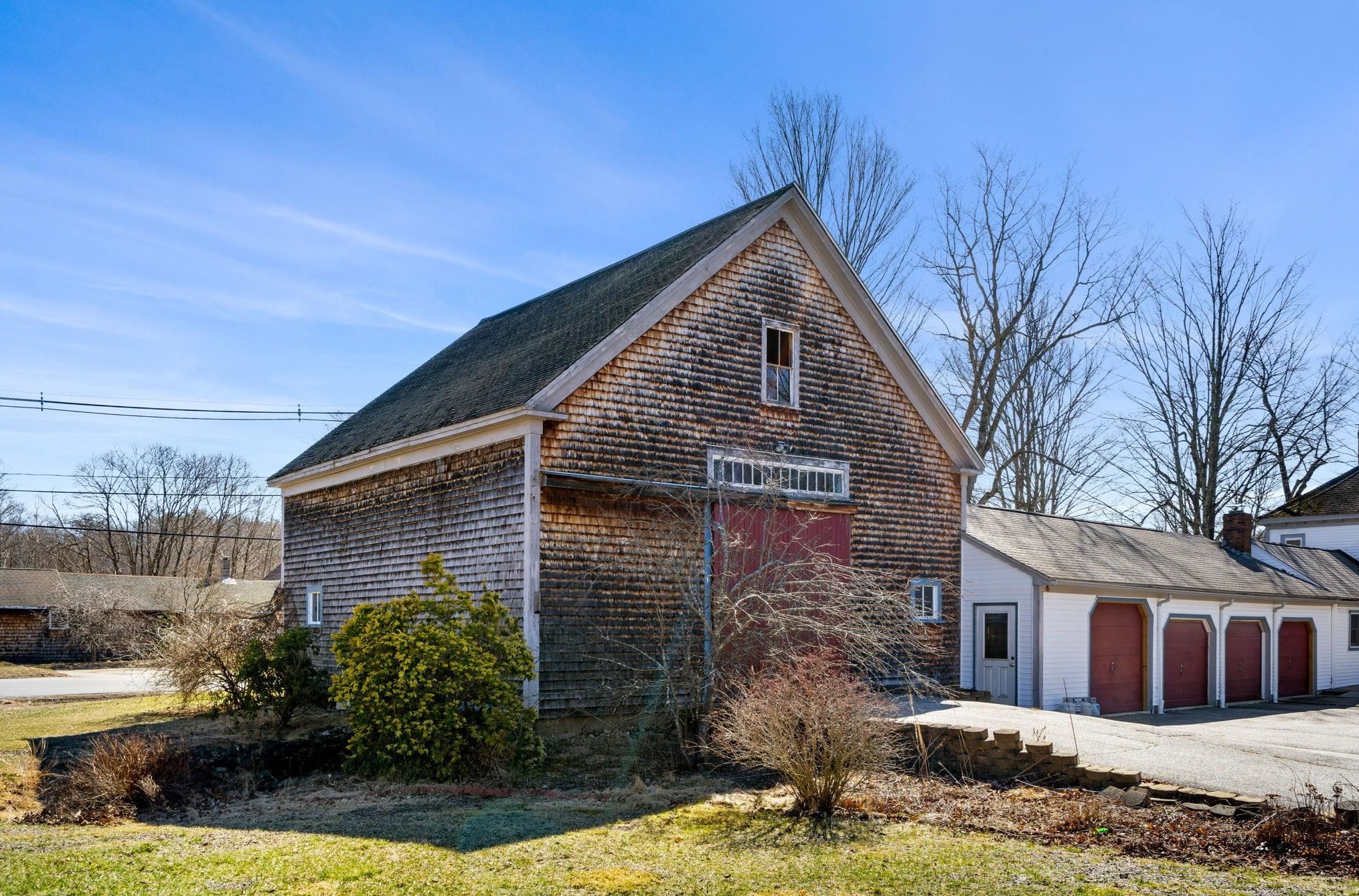 38 Main St, Newton NH  03858-3304 exterior